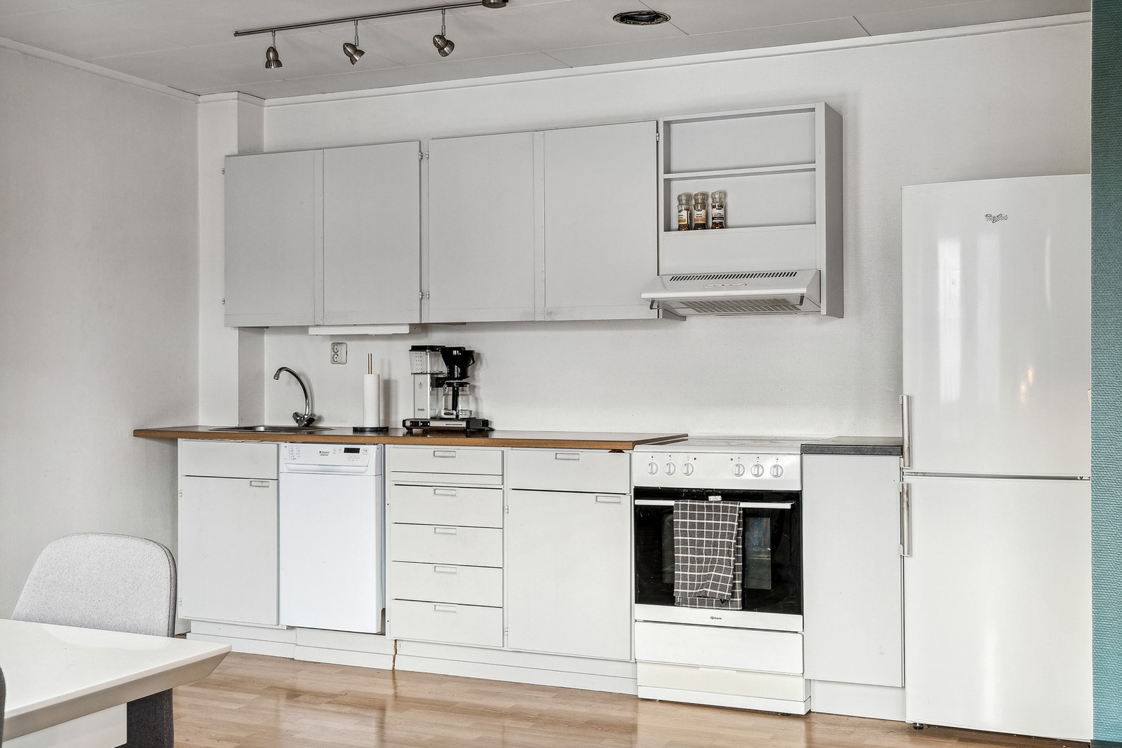 Kjøkken og leilighet 3 etasje - østvendt Galleribilde