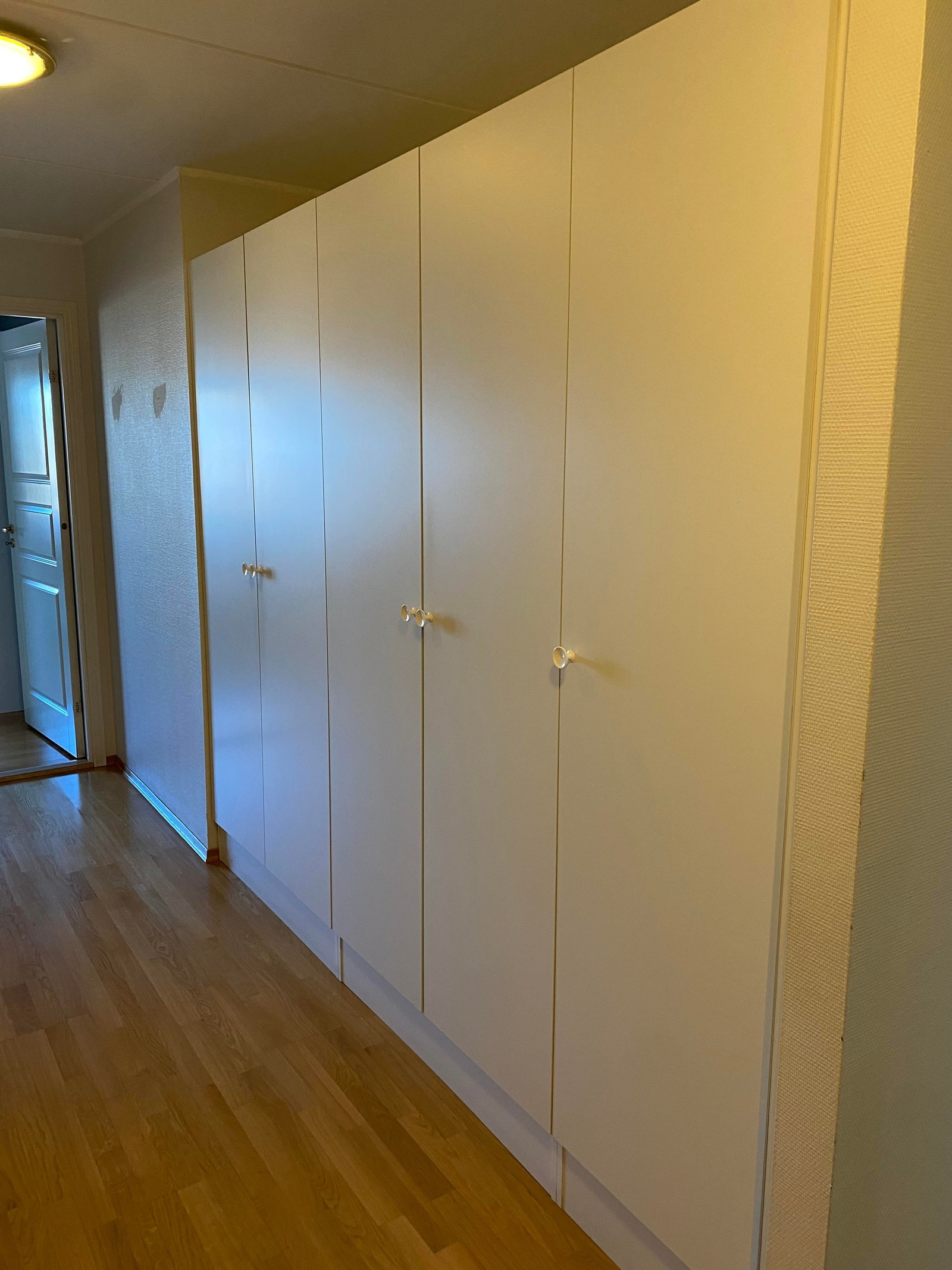 Soveromsgangen Galleribilde