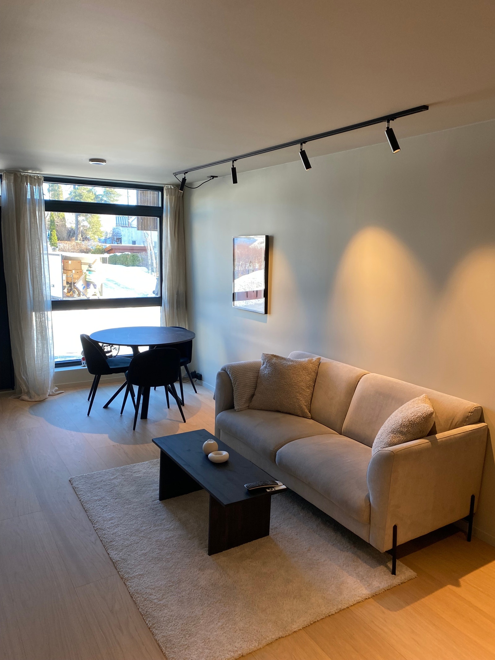 Stue/kjøkken Galleribilde