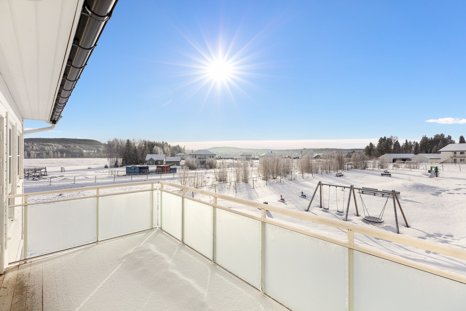 Utsikt fra balkong leilighet 3D. Galleribilde