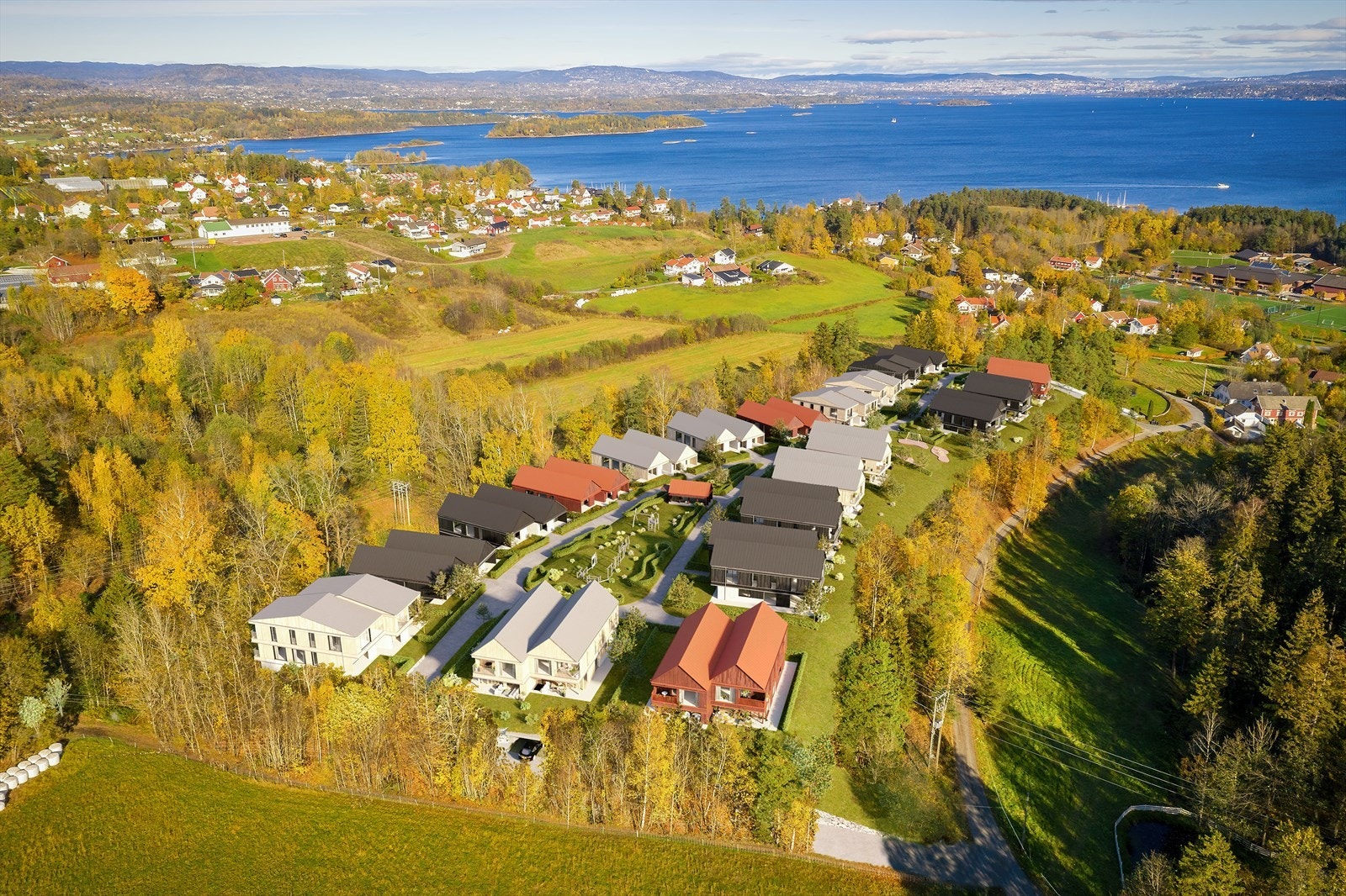 Linlandet sett mot fjorden Galleribilde