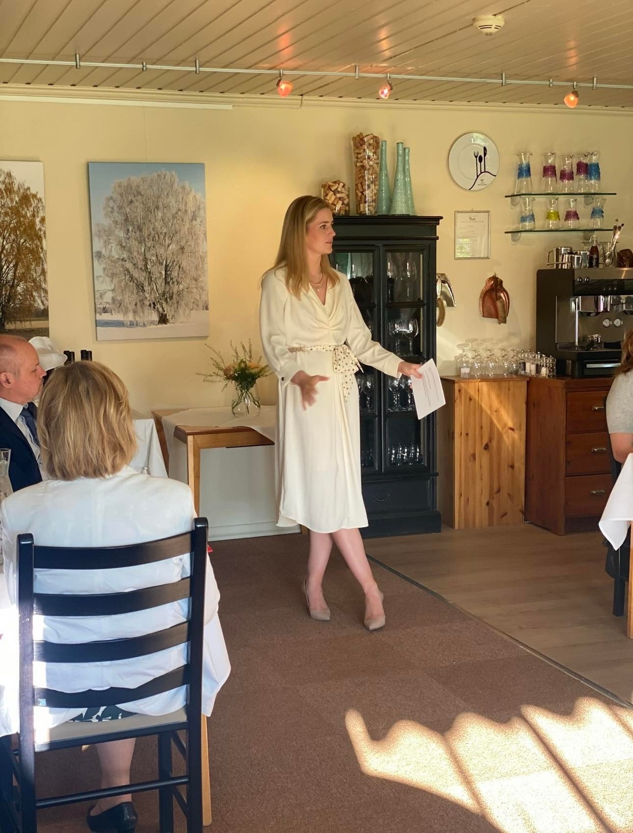 Statsråd og nordisk råd i Norge på Skaslien Galleribilde