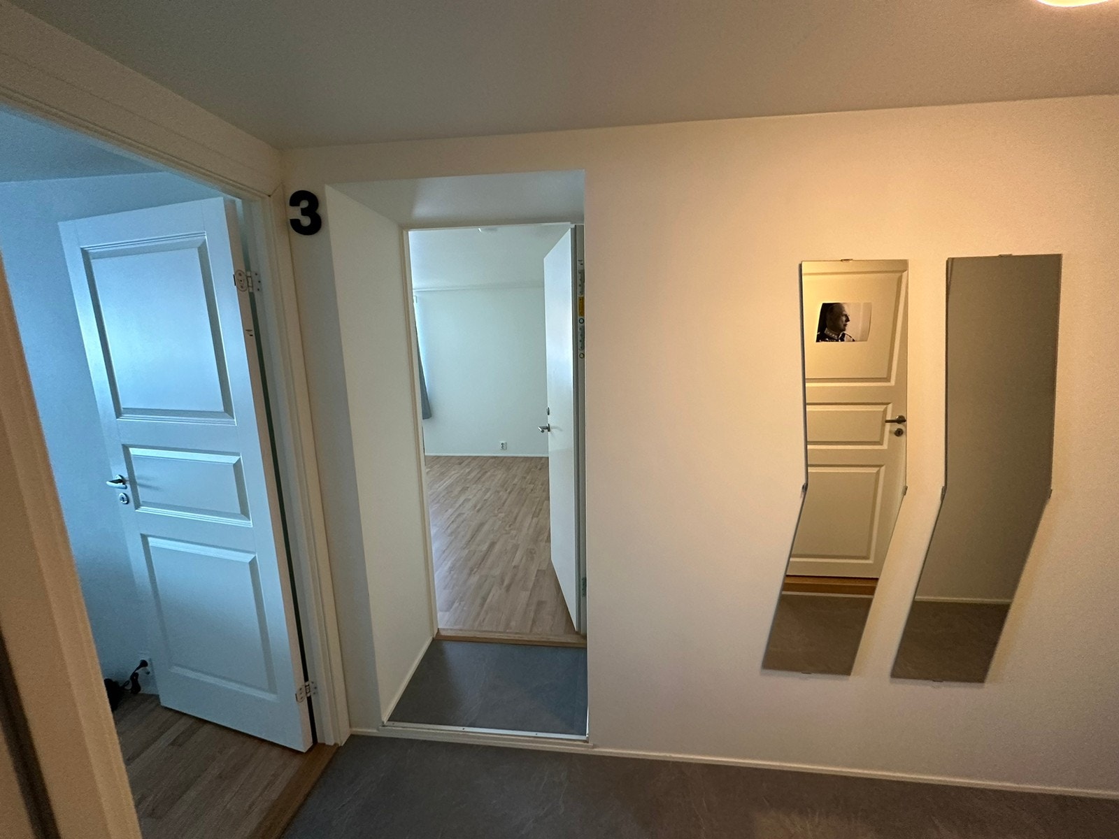 Inngang hybel nr 2 Galleribilde