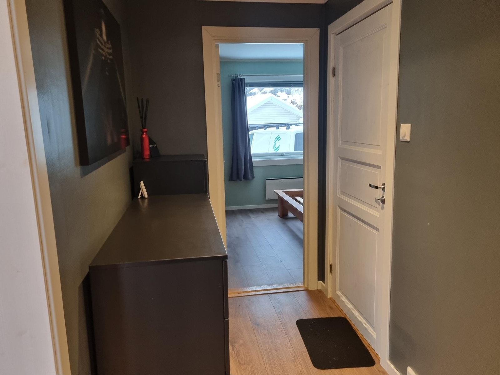 Mye skapplass Galleribilde