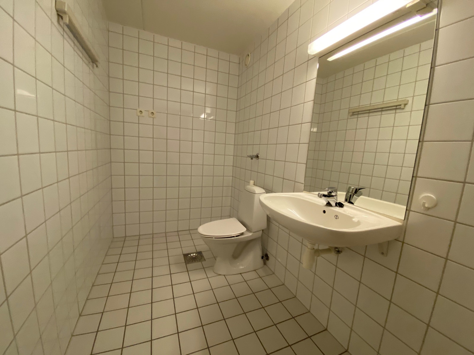 Vaskerom med WC Galleribilde