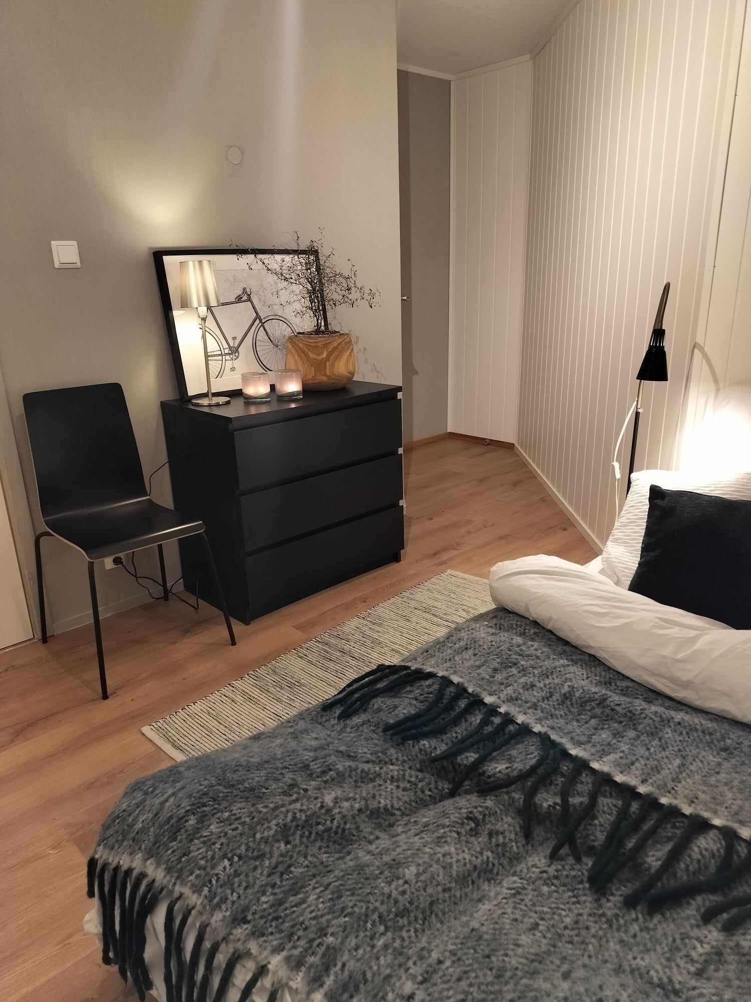 Tvstue/sovealkove Galleribilde