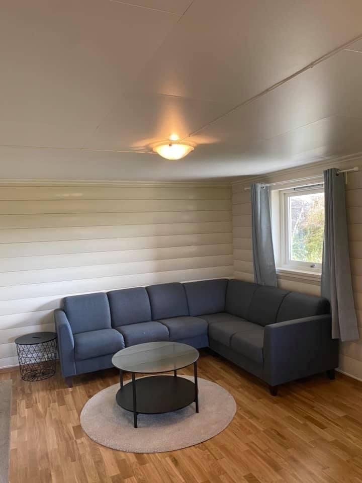 Utleiedel nede Galleribilde