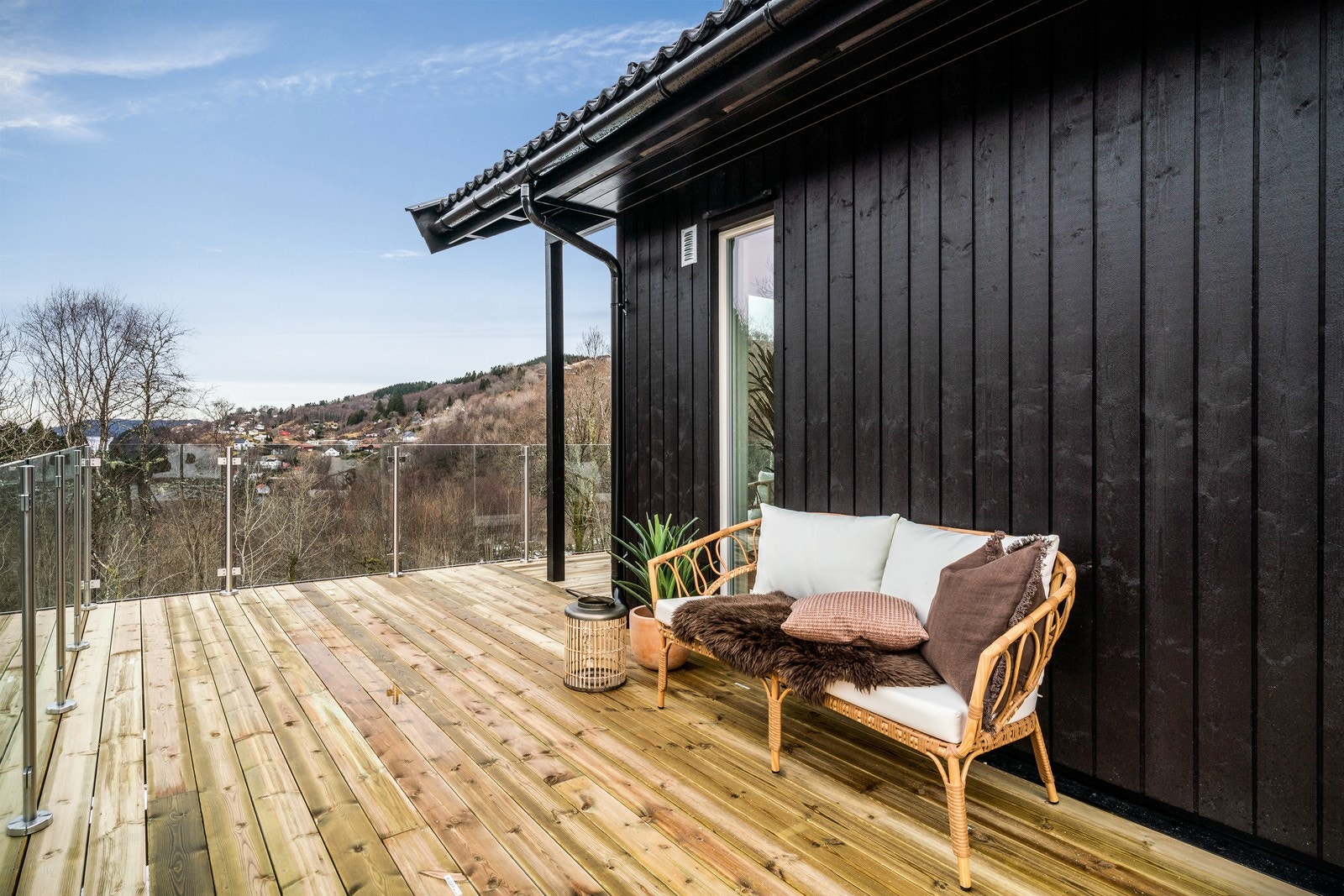 Lun og fin solkrok mot vest. Galleribilde