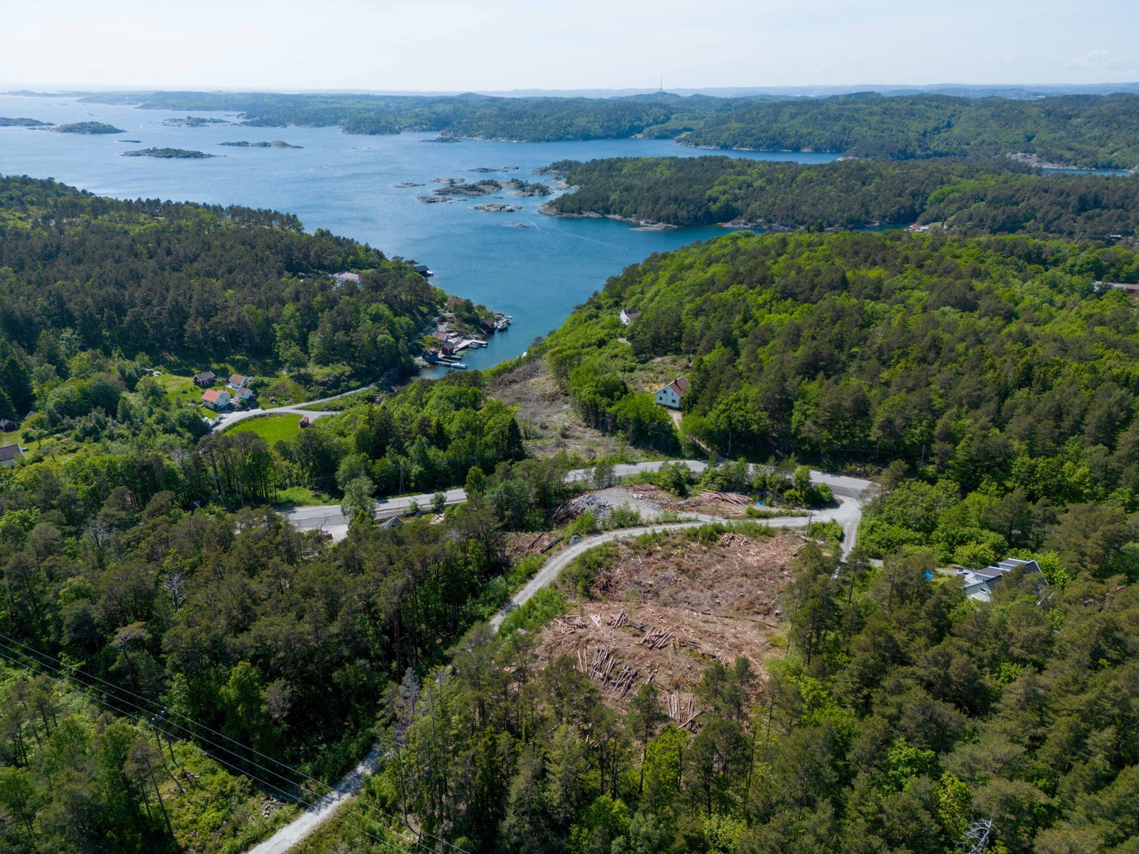 Foto av området og tomt. Galleribilde