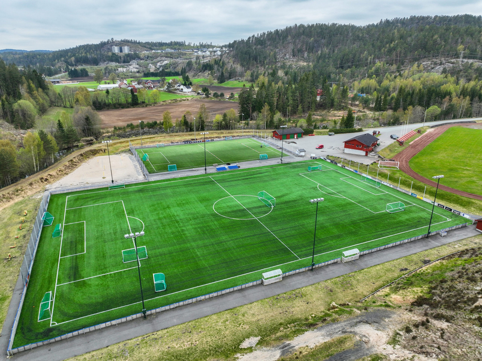 Kort vei til flott idrettsanlegg