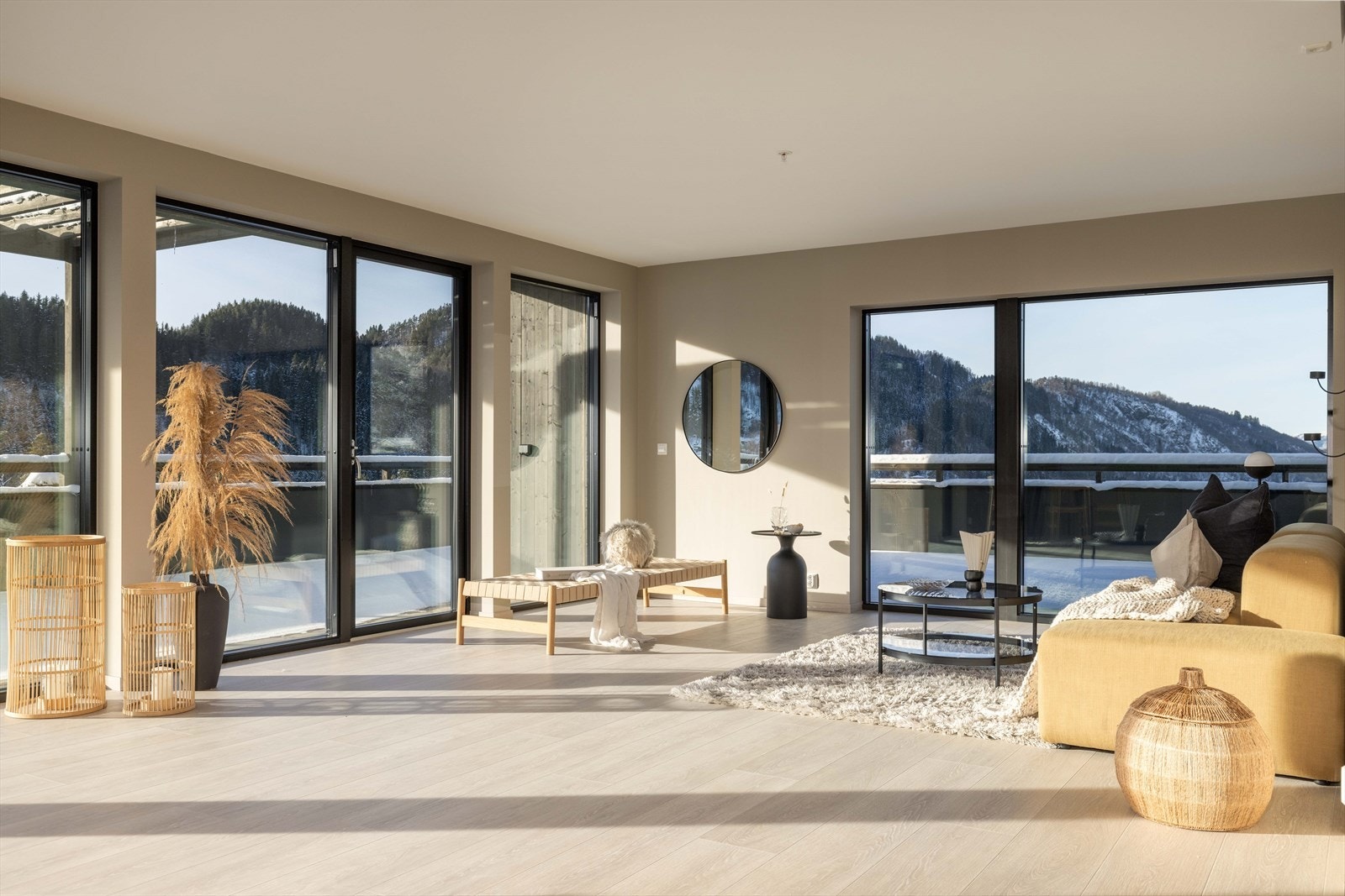 Velkommen til Fugledalen Terrasse og en helt rå leilighet over 2 plan, presentert av Aktiv v/Aleksander Lenning Galleribilde