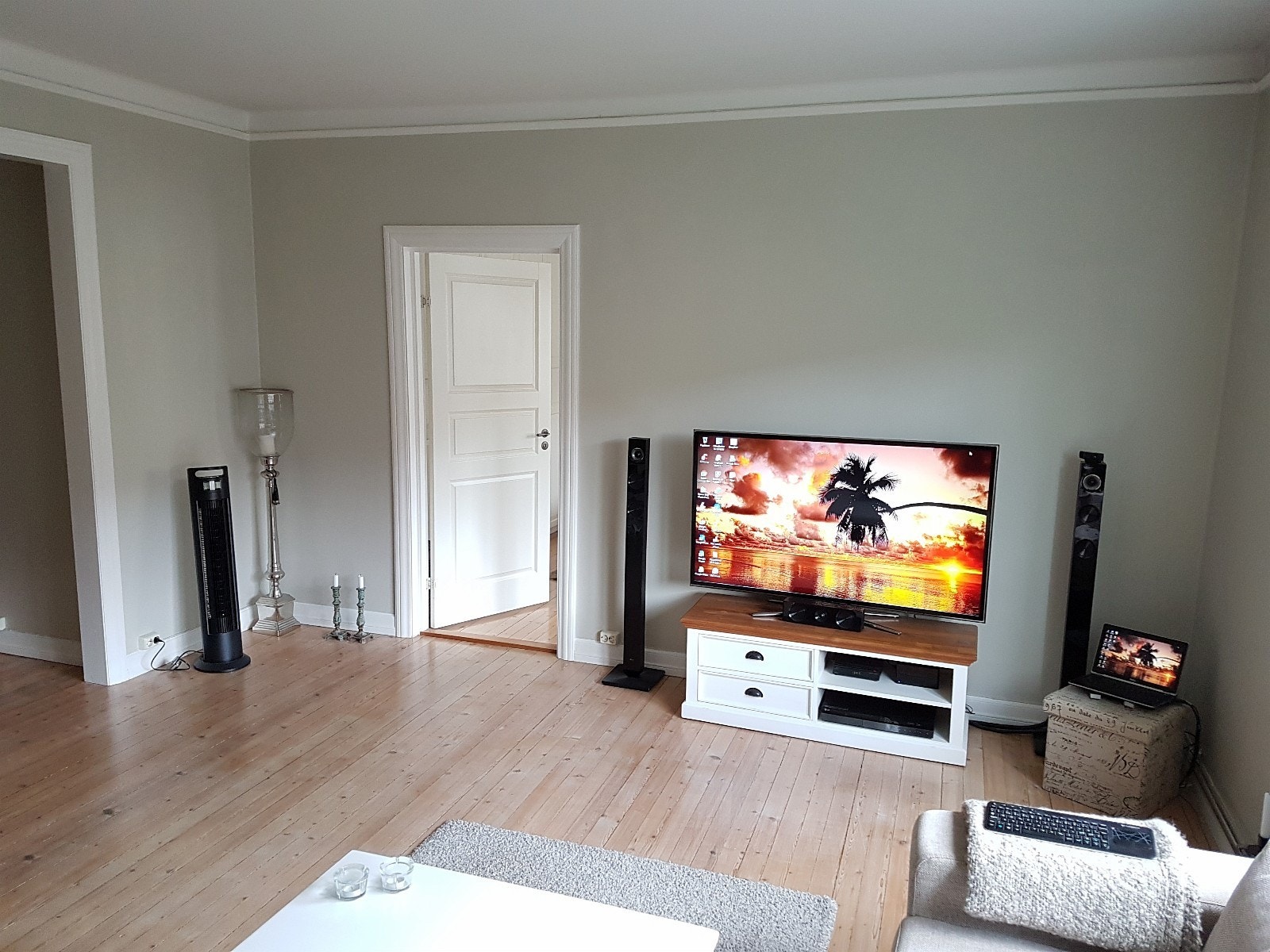 Stue ca. 30m2 Galleribilde