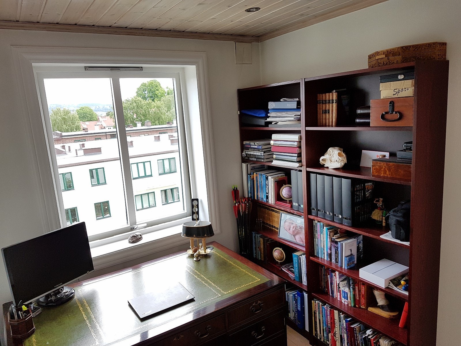 Soverom vendt mot bakgård, ca. 7m2 Galleribilde