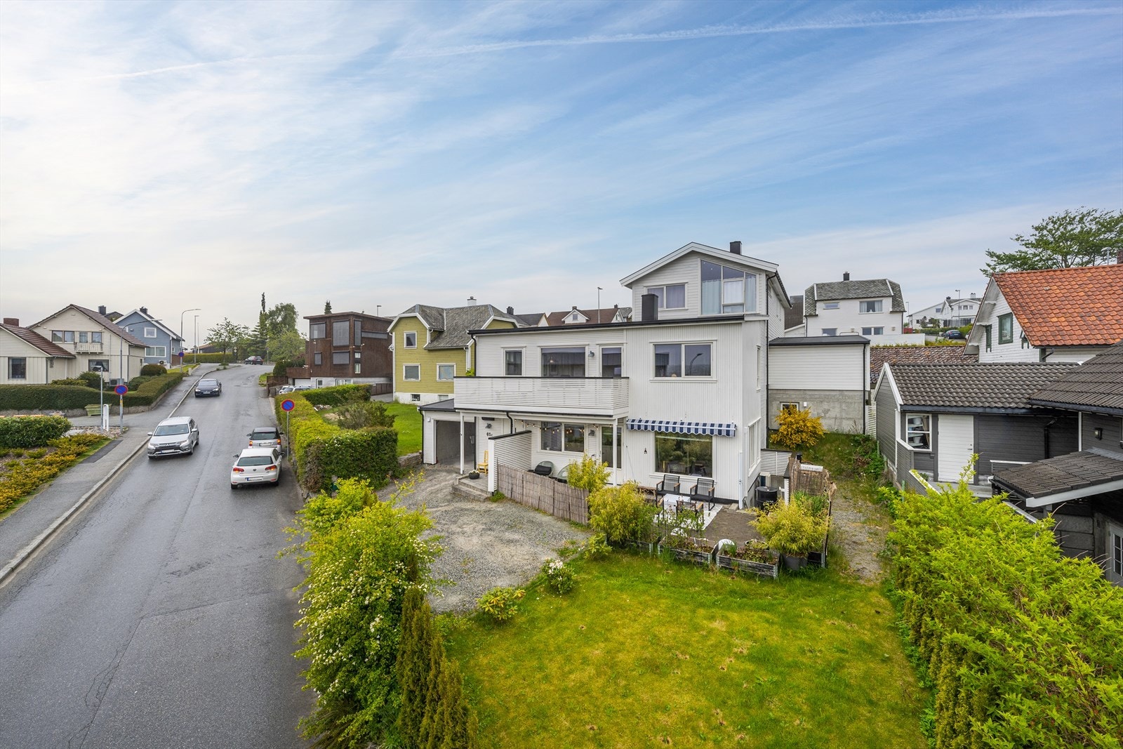 Sentral beliggenhet / Central location Galleribilde