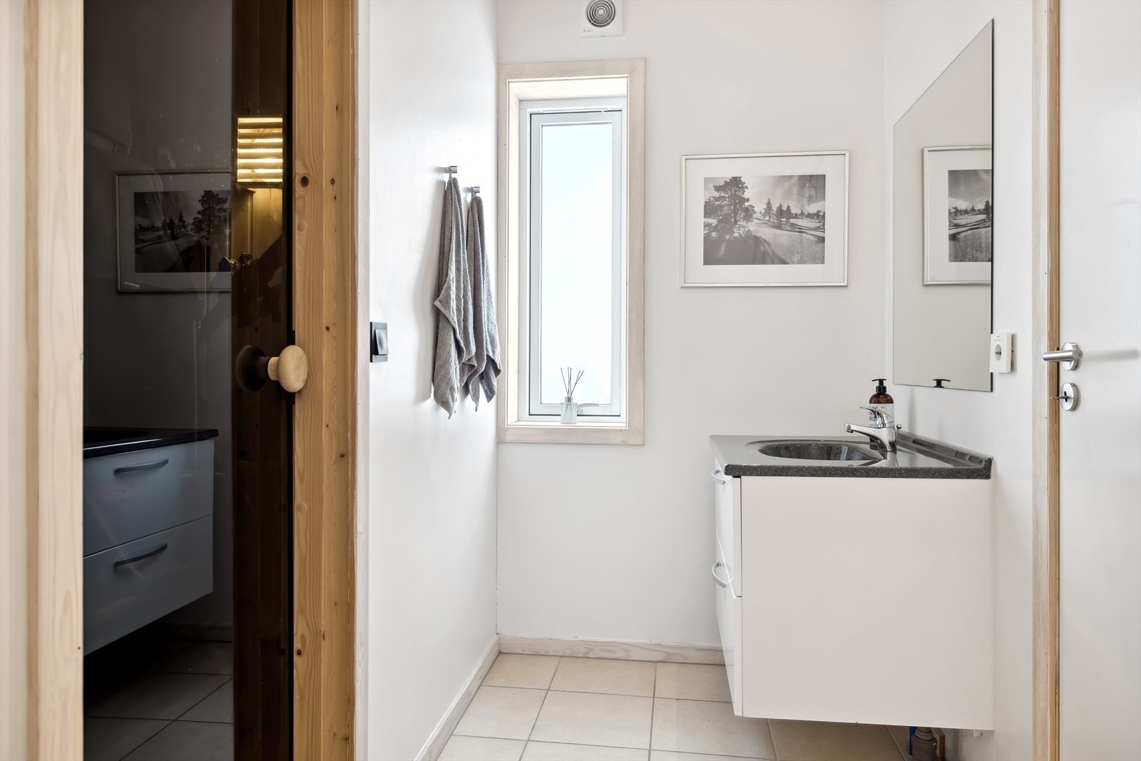 Badeværelse med badestue Galleribilde