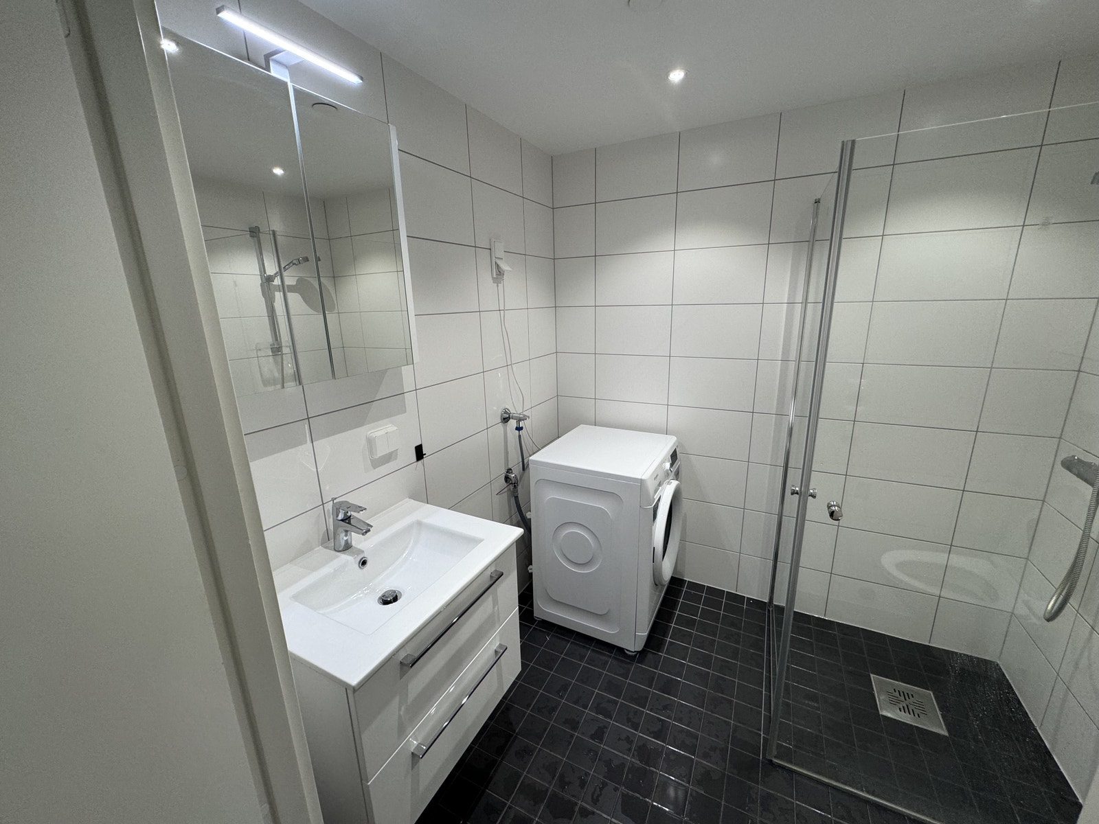 Vaskemaskin medfølger. Galleribilde