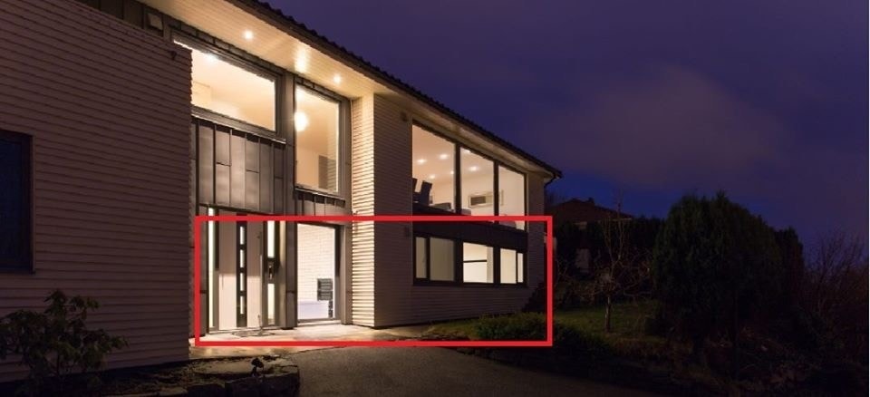 Leilighet markert i rødt, inkl. felles inngangsdør til felles gang Galleribilde