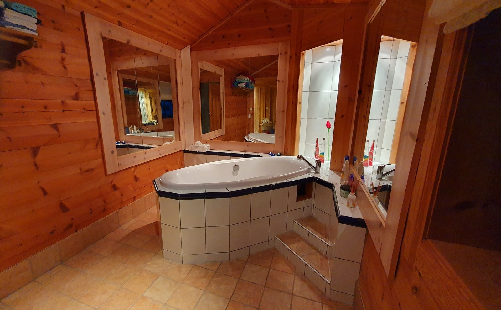 Bad 4 som viser badekarret Galleribilde