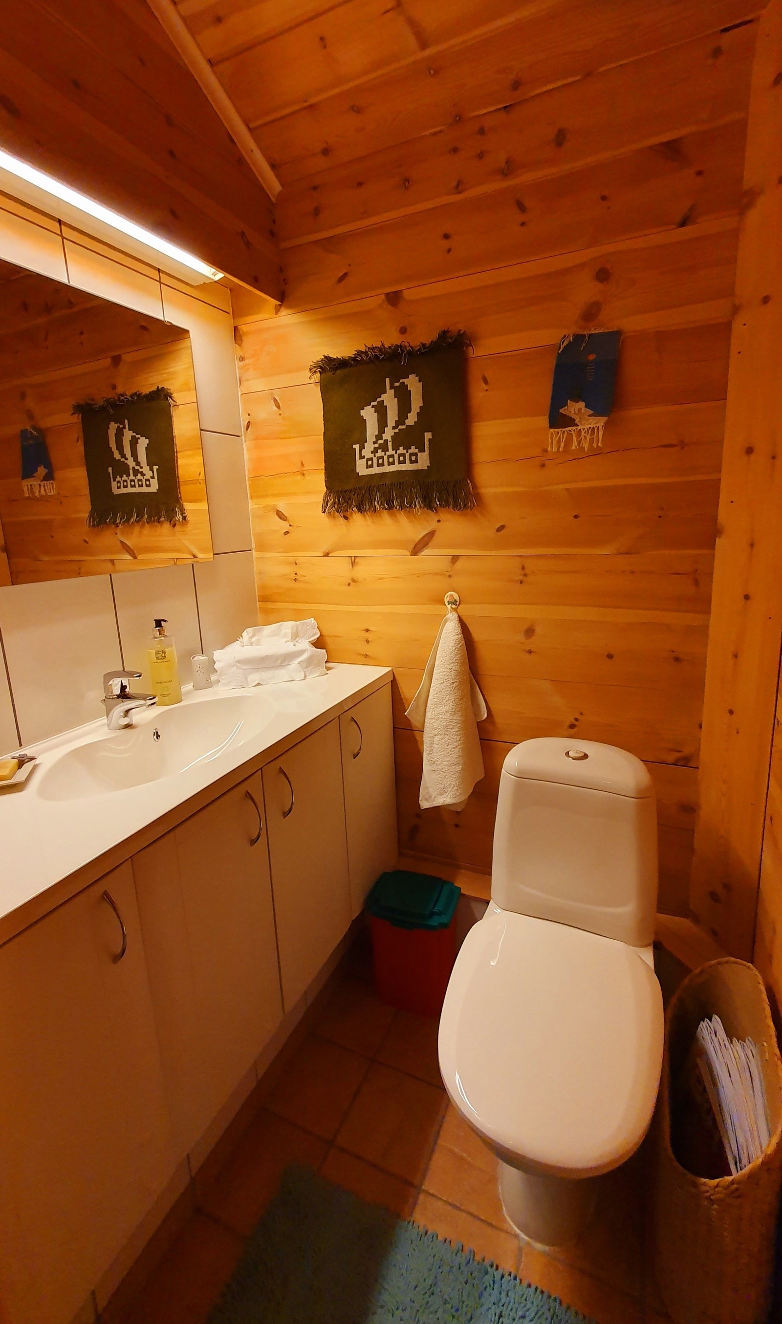 Gjestetoilett mellom bad 4 og behandlingsrom (alt. soverom) Galleribilde