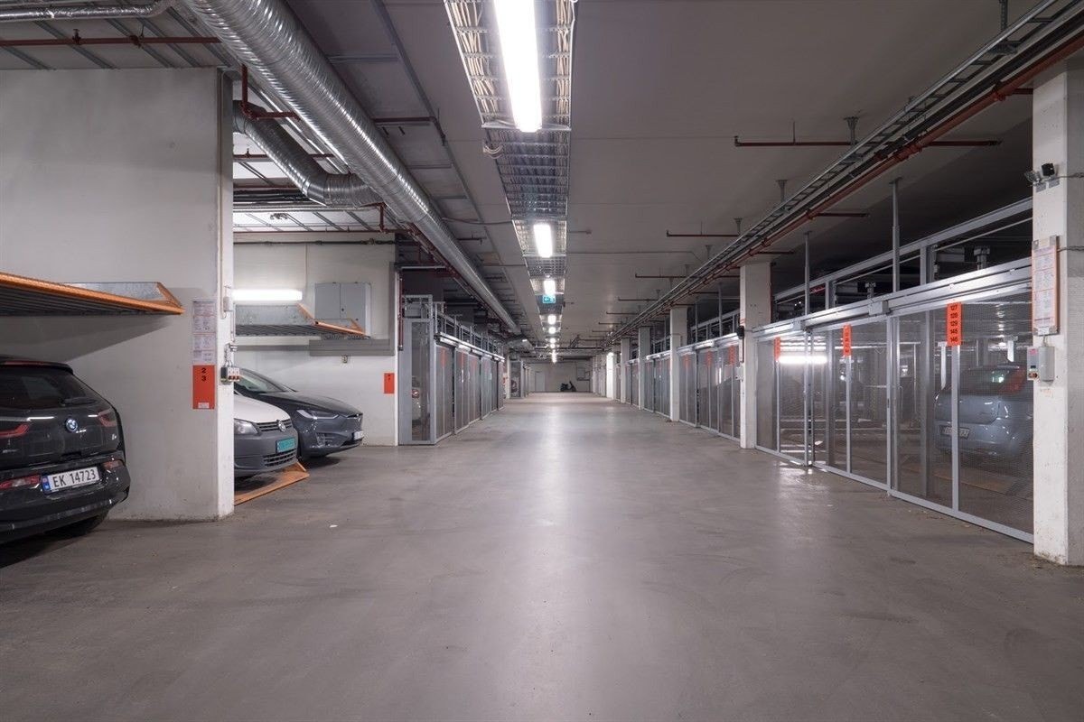 Bildet viser garasjeanlegget Galleribilde