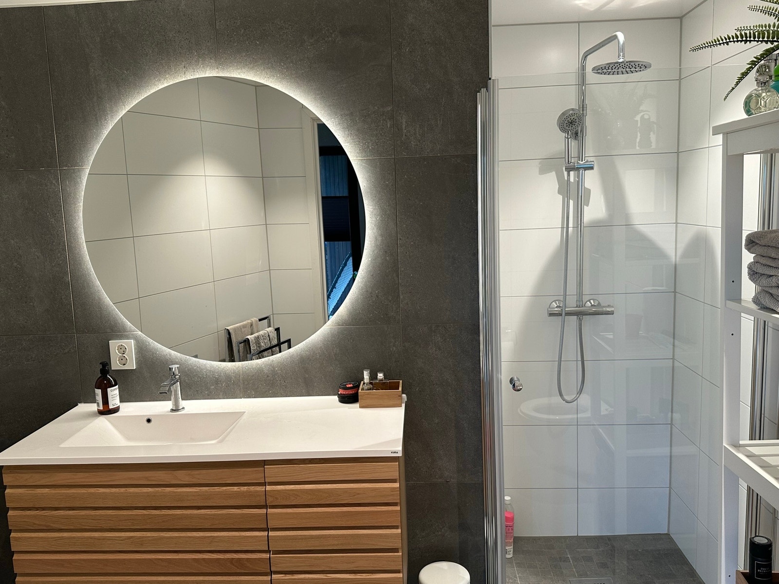 Bad i 1.etasjen Galleribilde