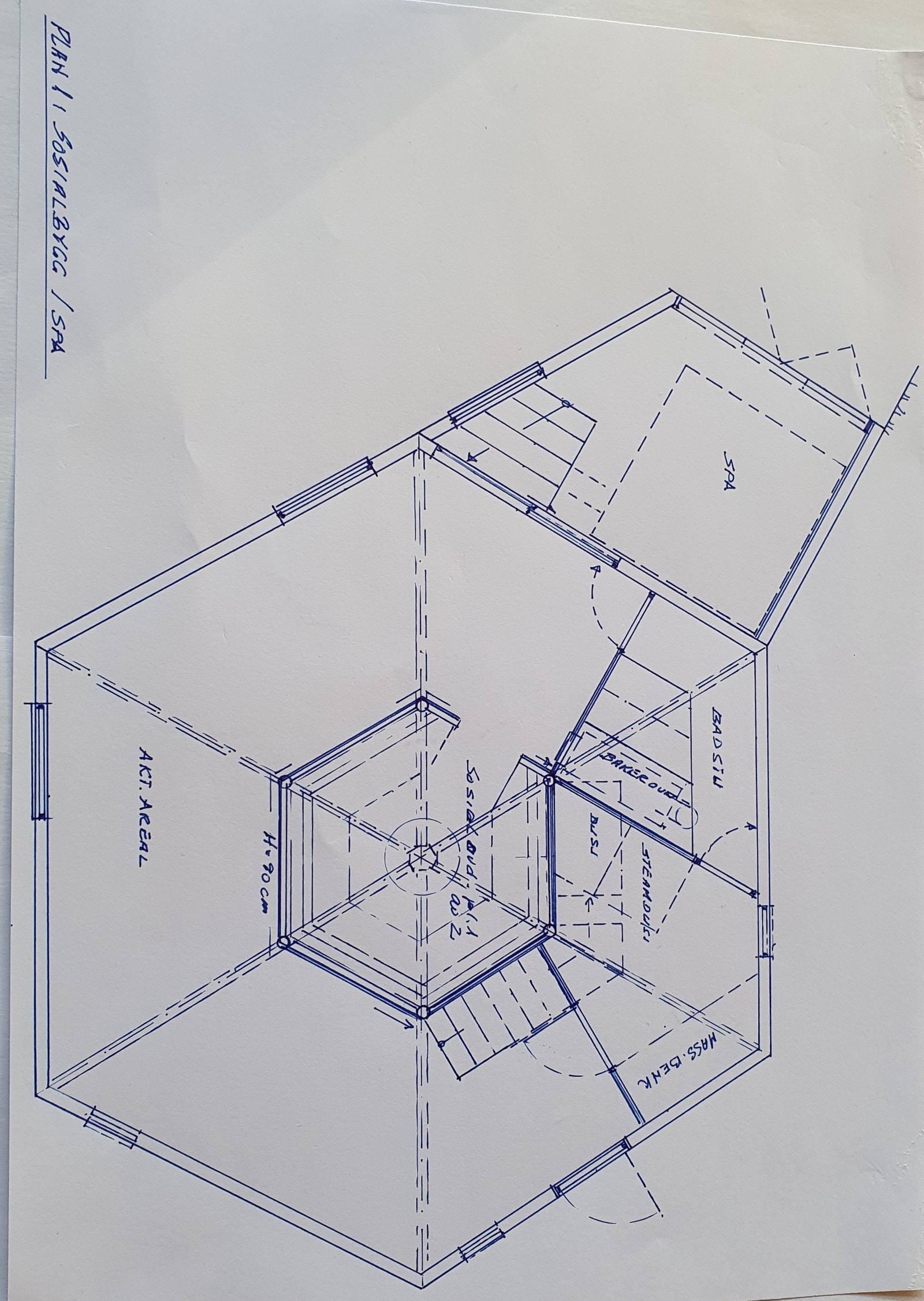 Plan 1 sosialbygg. Midtdel har 2 plan Galleribilde