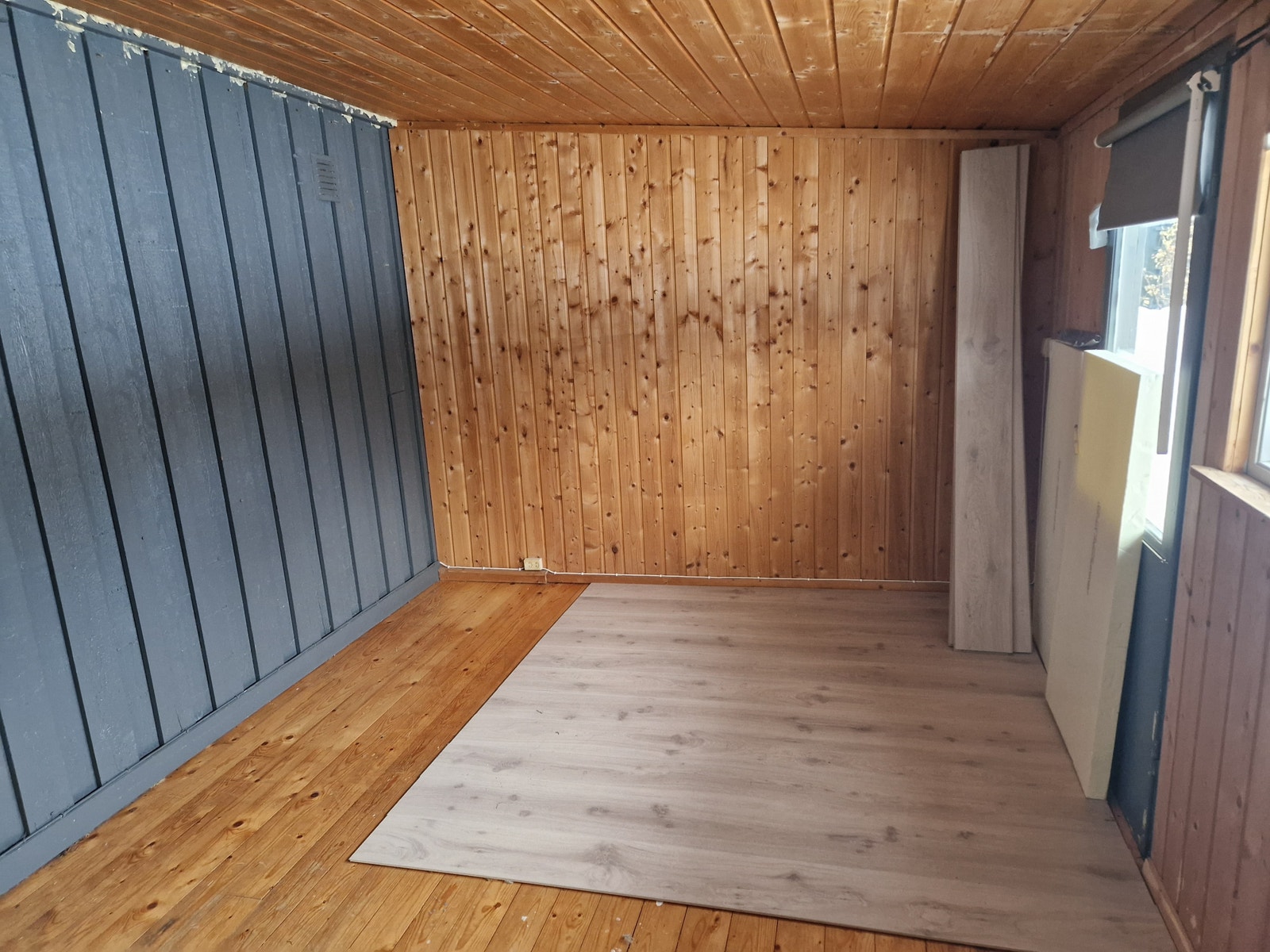 Uisolert uterom/bod Galleribilde