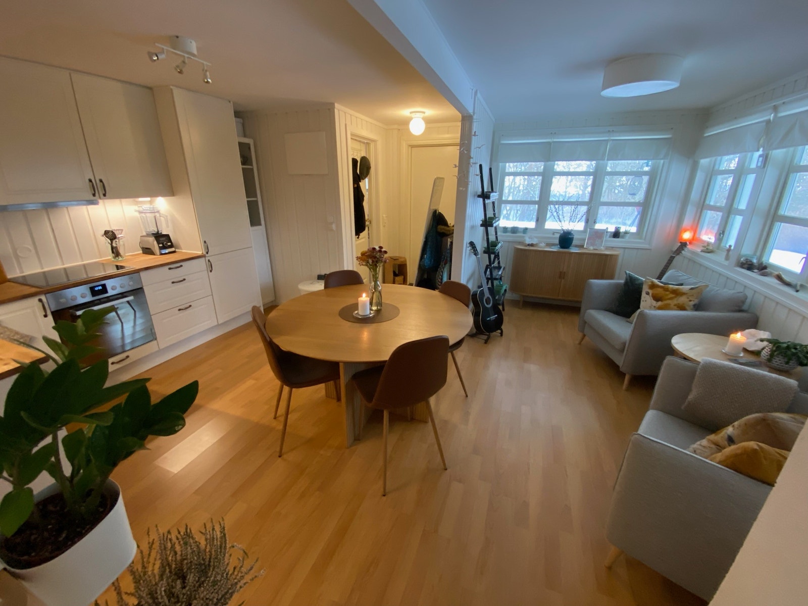 Åpen stue/kjøkken løsning Galleribilde