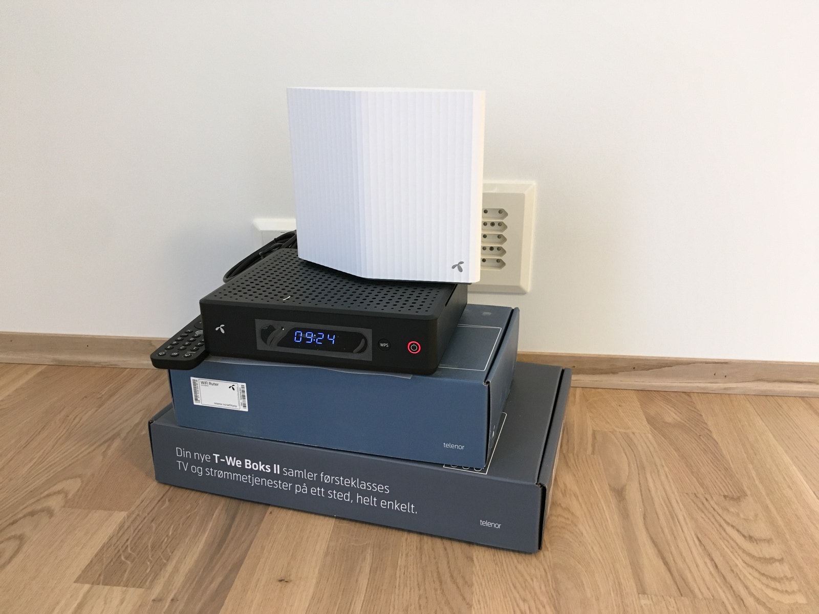 Grunnpakke bredbånd og TV (T-We) fra Telenor er inkludert i husleia Galleribilde