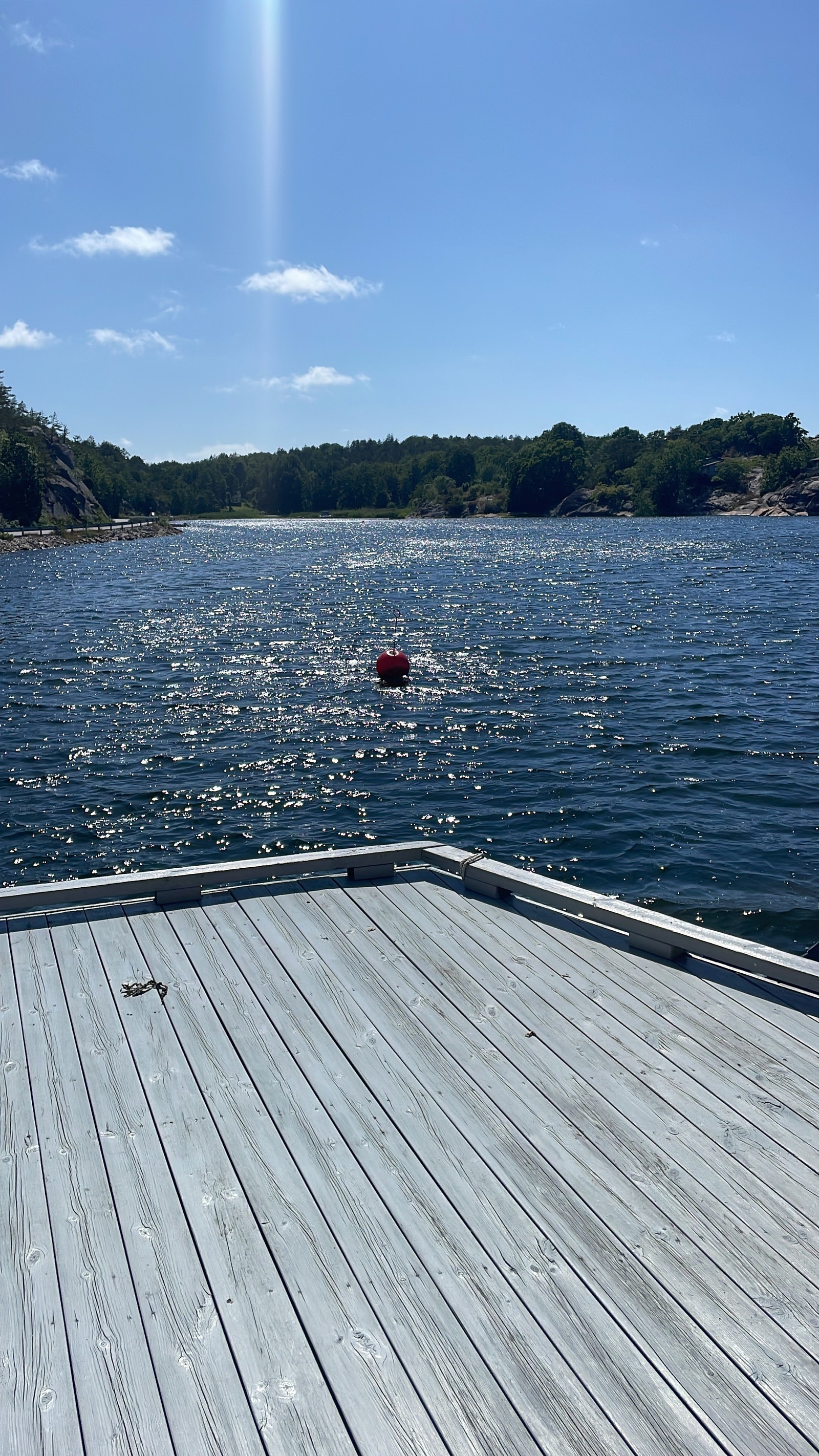 Brygge ikke langt fra hytten Galleribilde