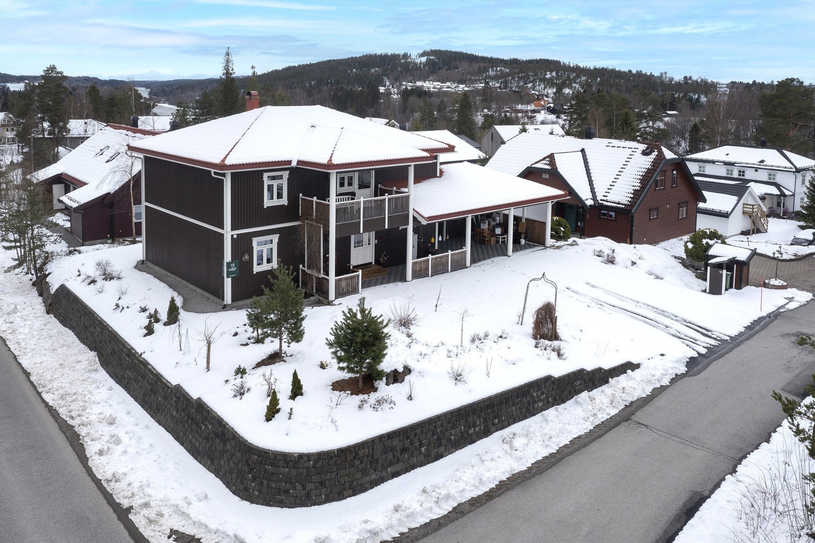 Krogsveen v/ Emilio de Paoli Dunne | Vormvikvegen 13 Galleribilde