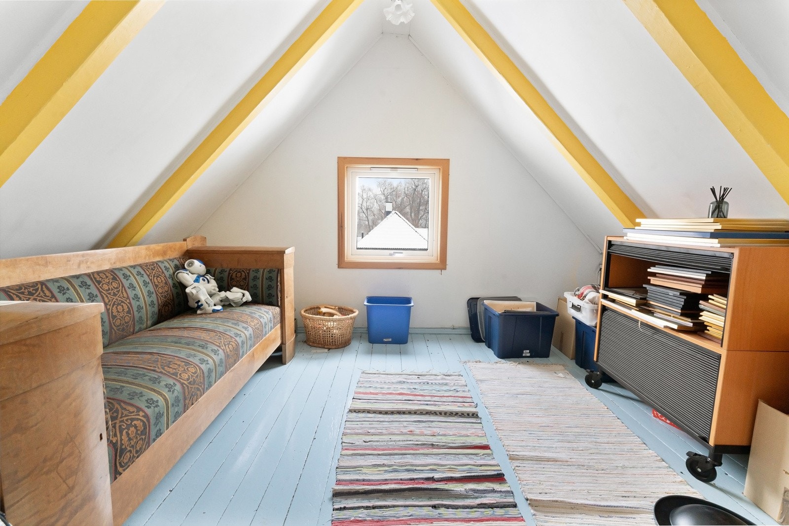 Pikeværelse 2 på loftet (ikke godkjent for varig opphold) Galleribilde