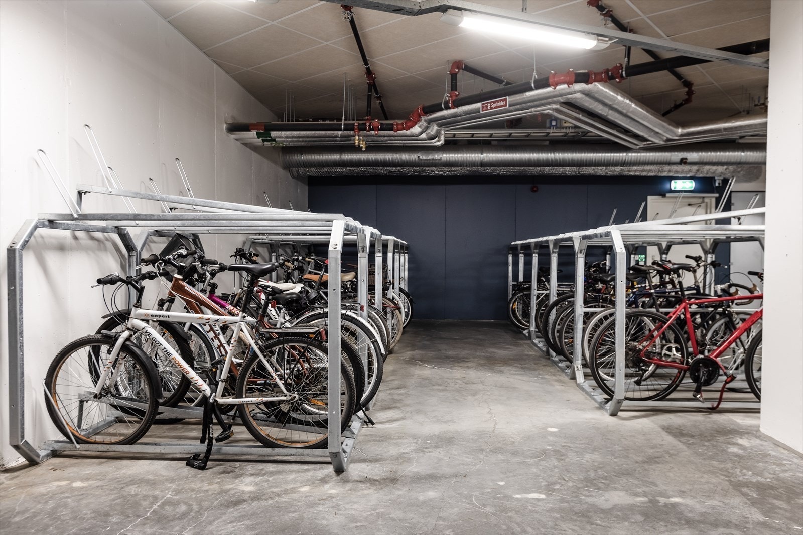 Mulighet for å plassere sykkel i felles sykkelbod. Galleribilde
