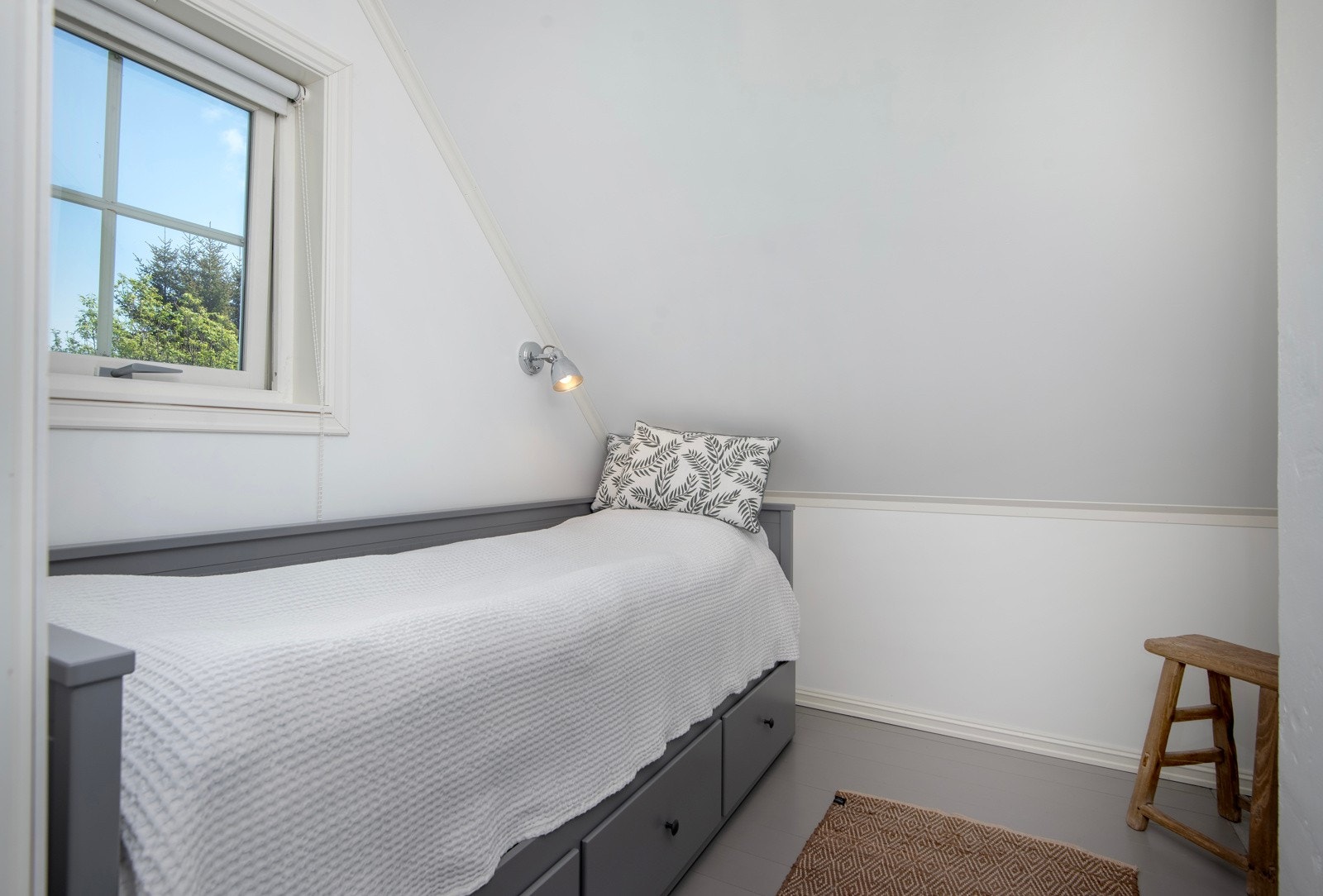 Soverom nr. 2 på loft. Galleribilde