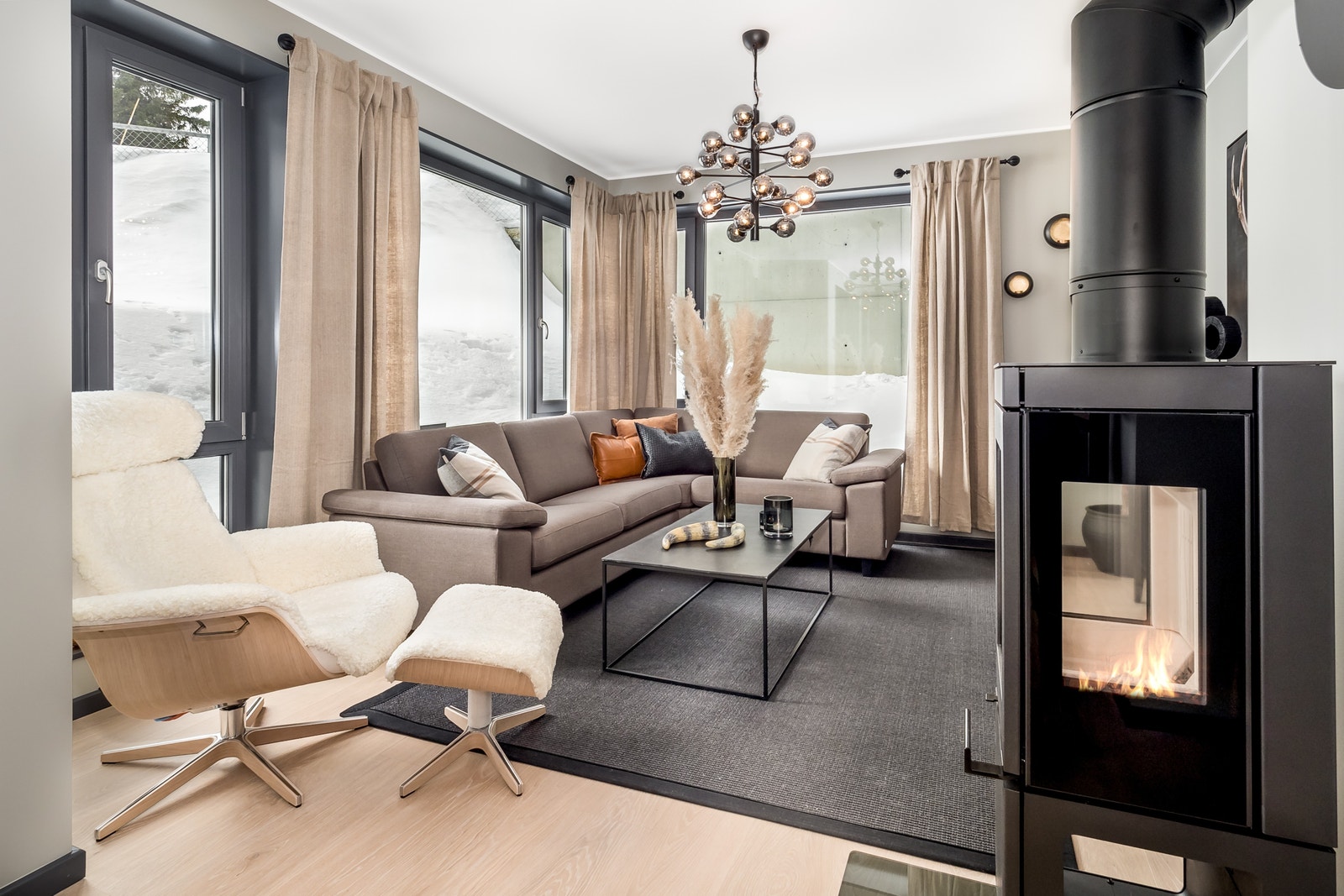 Stue med peis Galleribilde