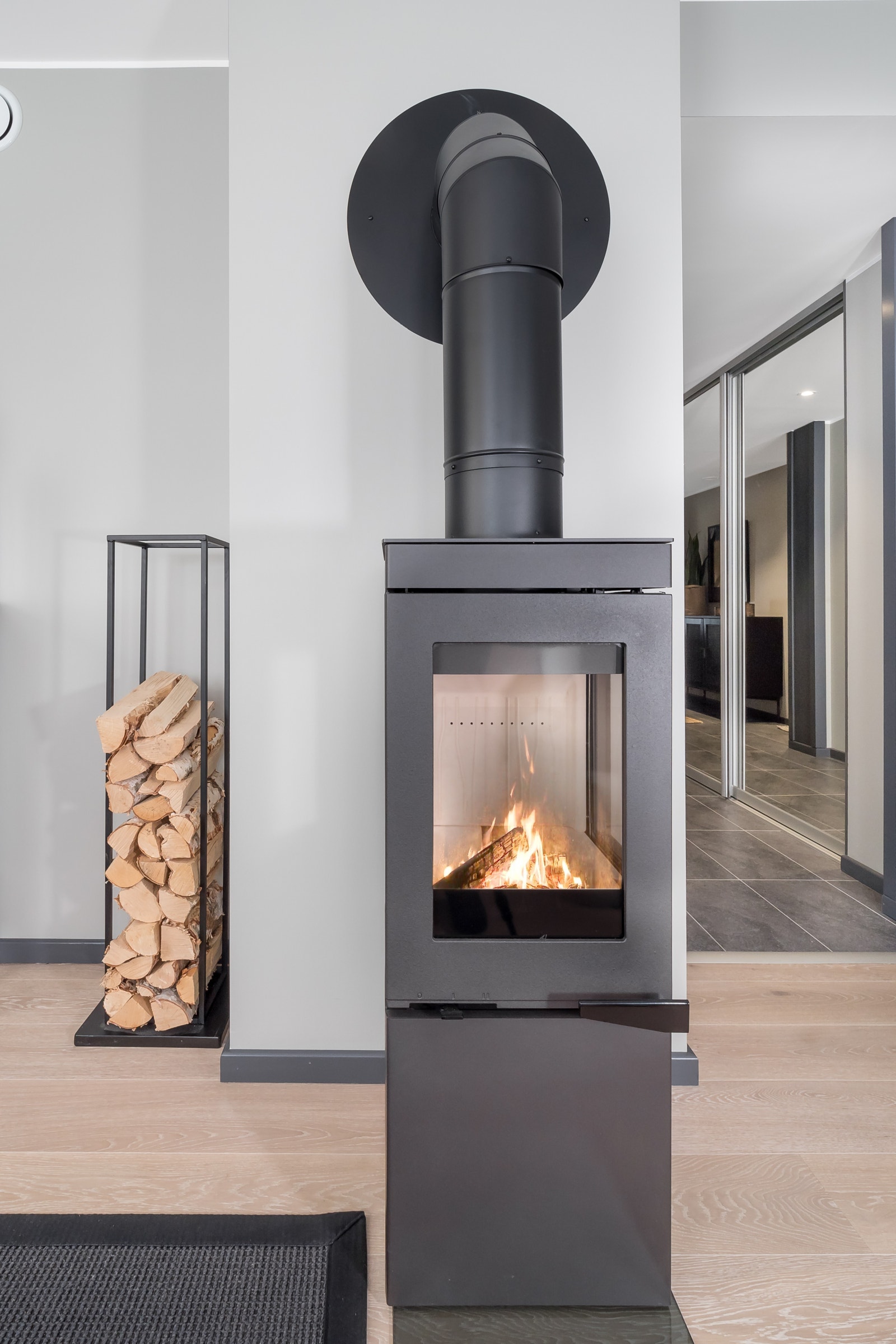 Moderne vedpeis Galleribilde