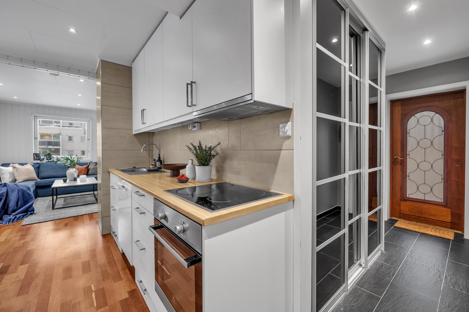 Velkommen til Prestenggata 6A - en prisgunstig og innholdsrik selveierleilighet beliggende i Tromsø sentrum Galleribilde