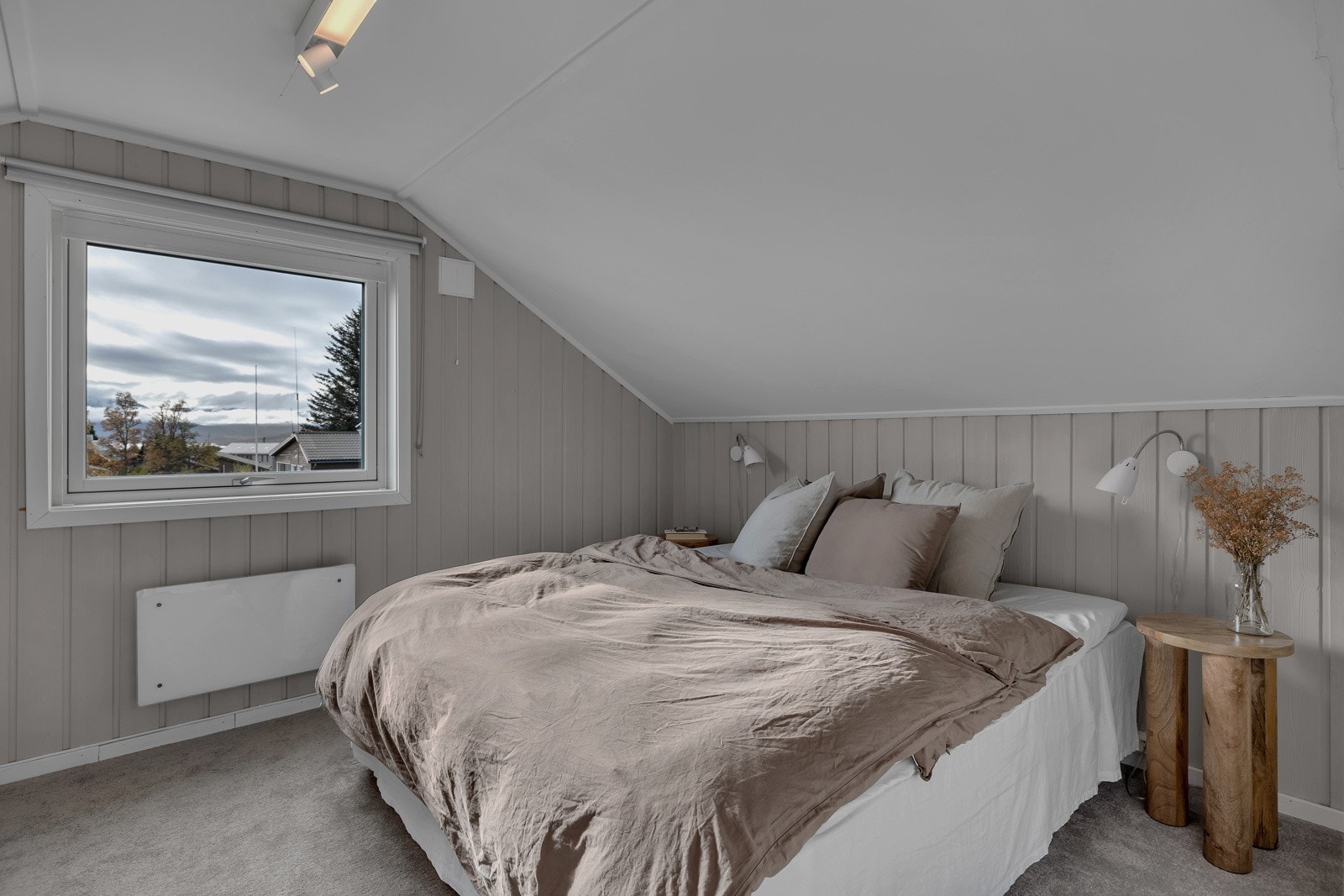 I 2. etasje finner du 2 soverom Galleribilde