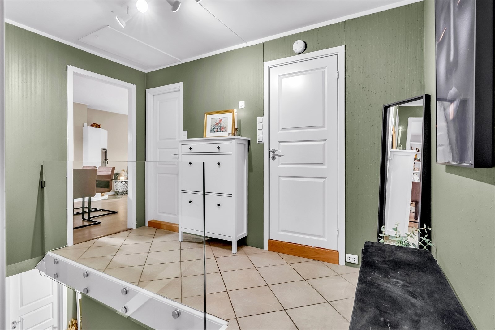 Praktisk med separet toalett og bad/vaskerom Galleribilde