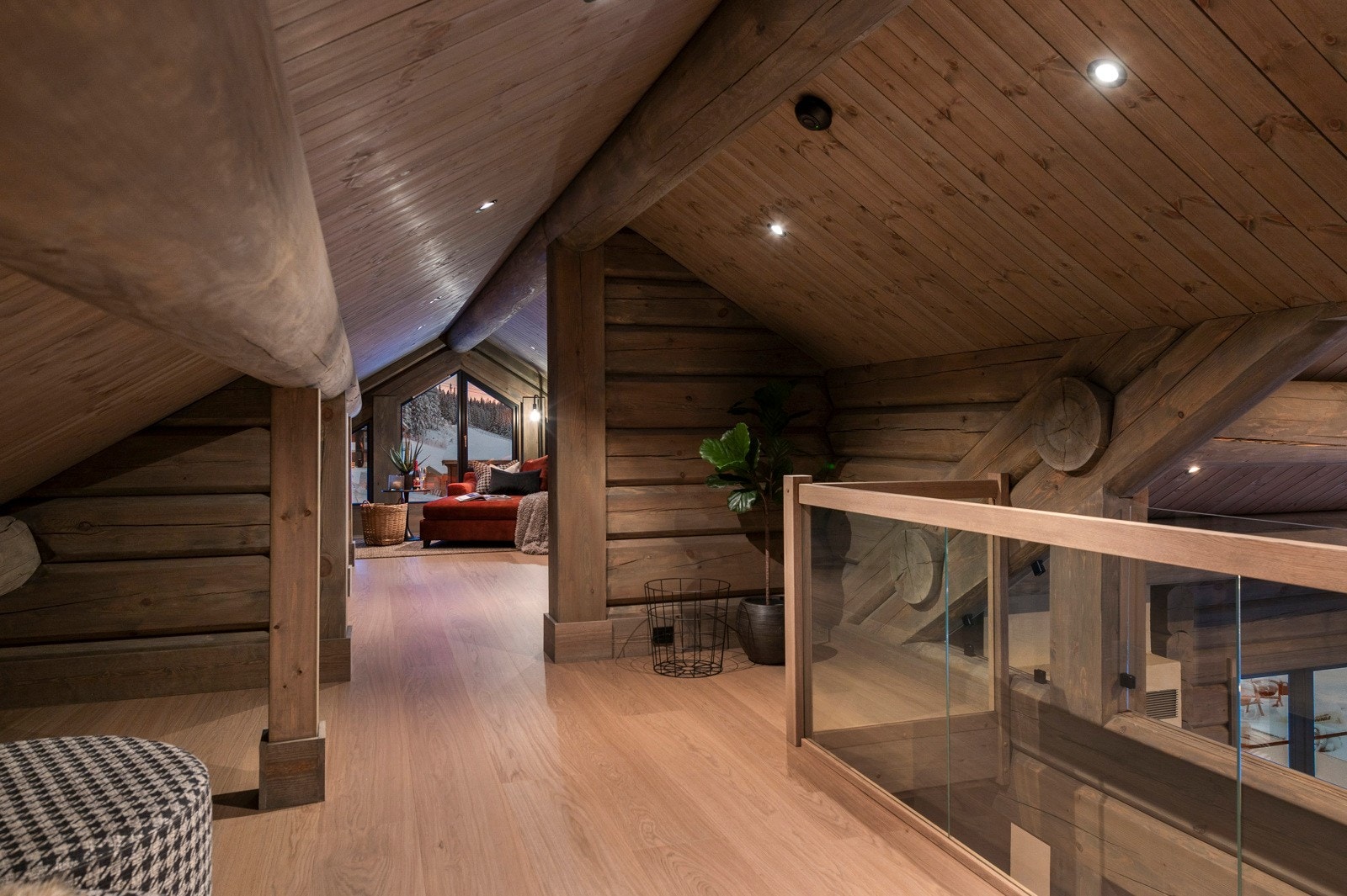 Særdeles romslig hems med 3 soner og bad Galleribilde