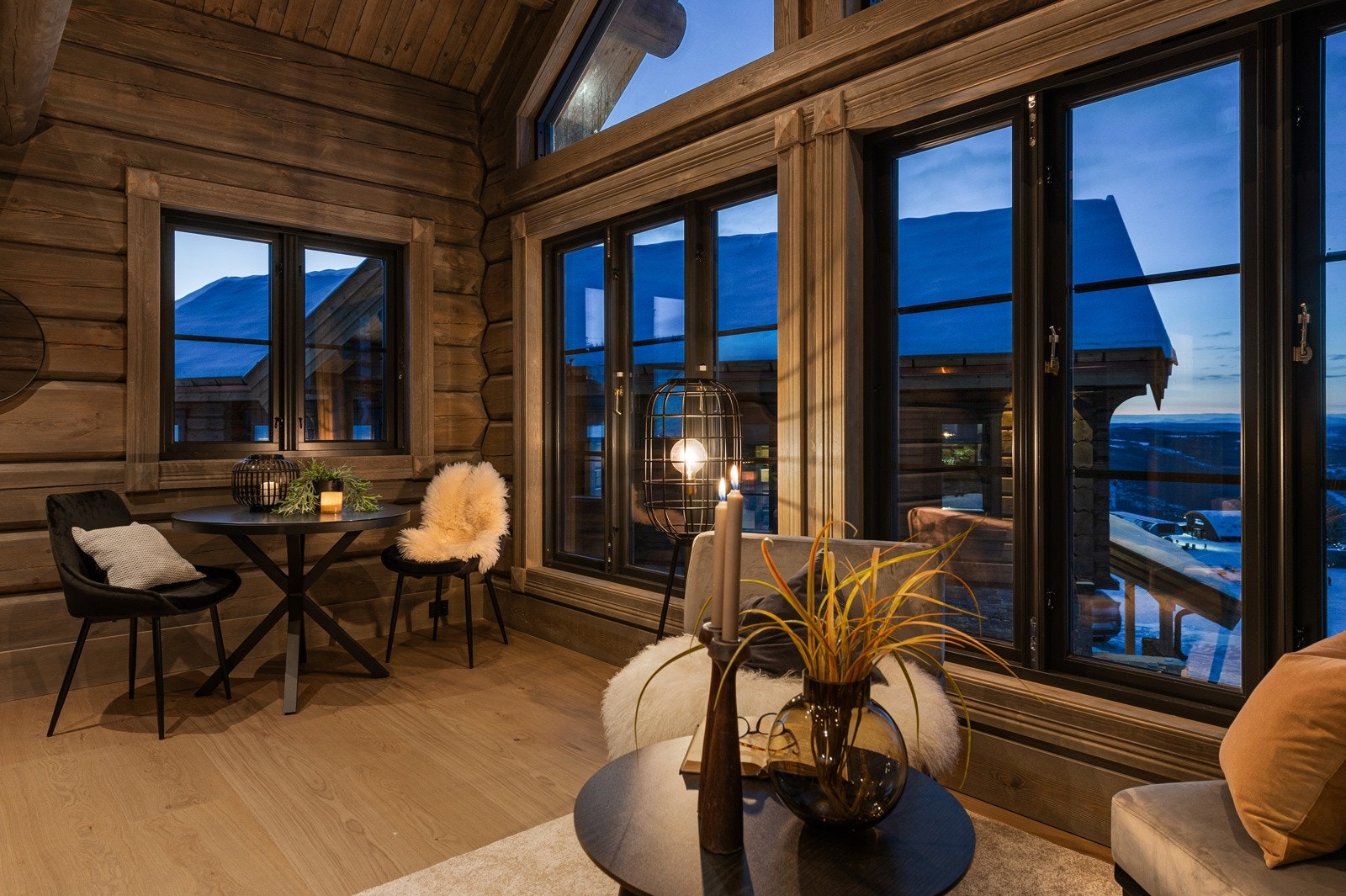 Det er god plass i stua Galleribilde