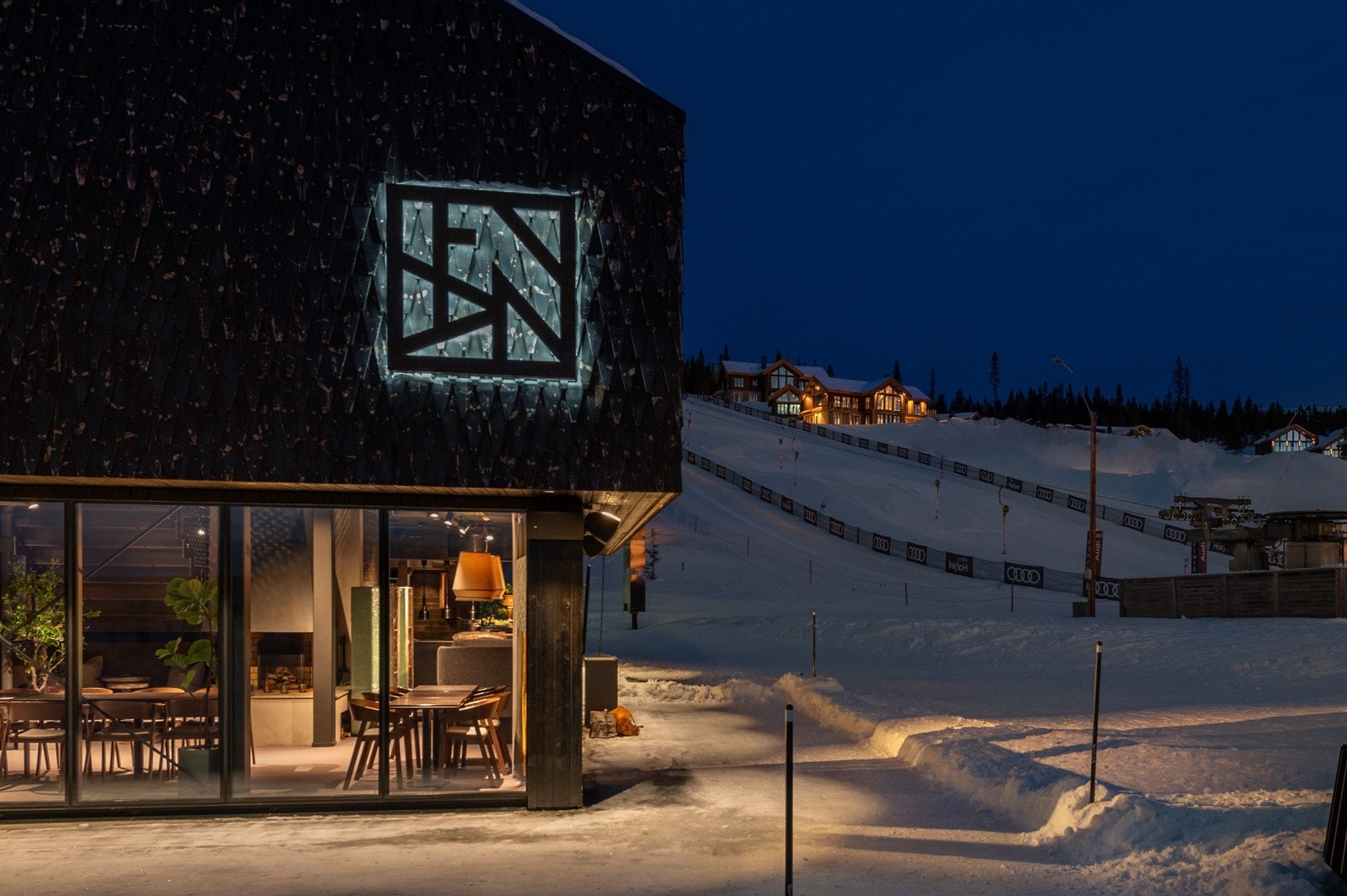 Nærhet til restuaranten på Favntoppen Galleribilde
