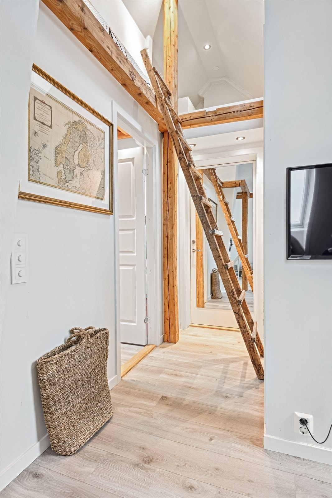 I tillegg til hemsen, disponerer leiligheten en kjellerbod på ca. 9 m2. Galleribilde