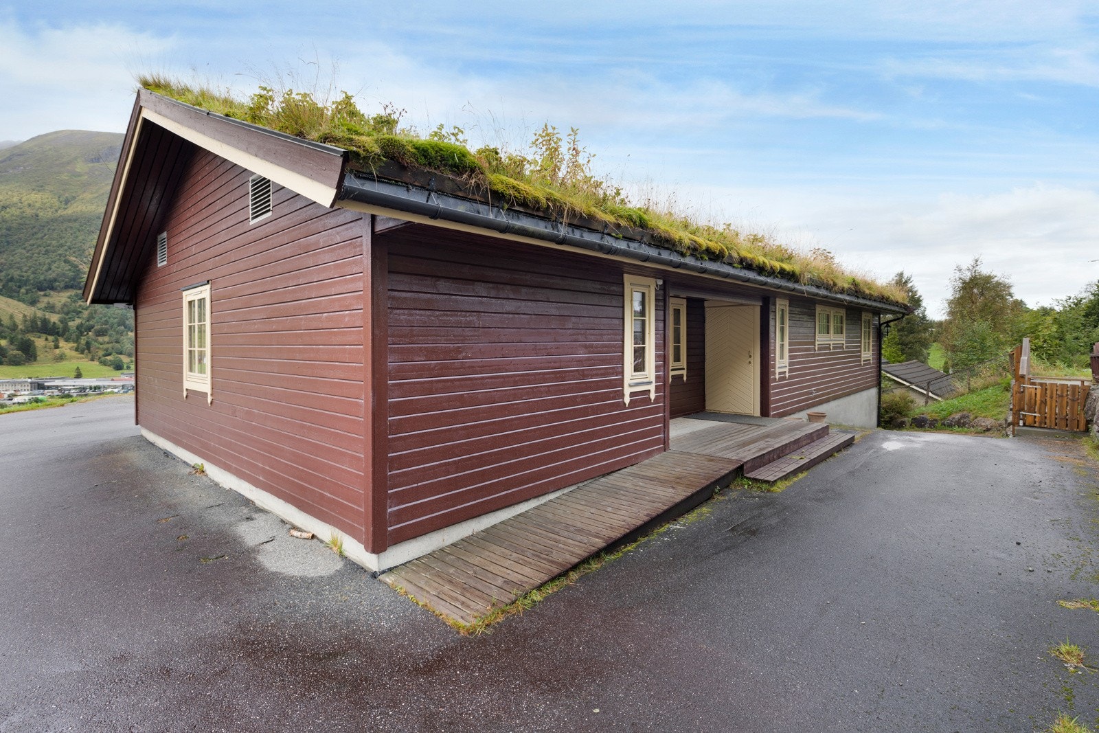 Bygget ble oppført i 1991. Galleribilde