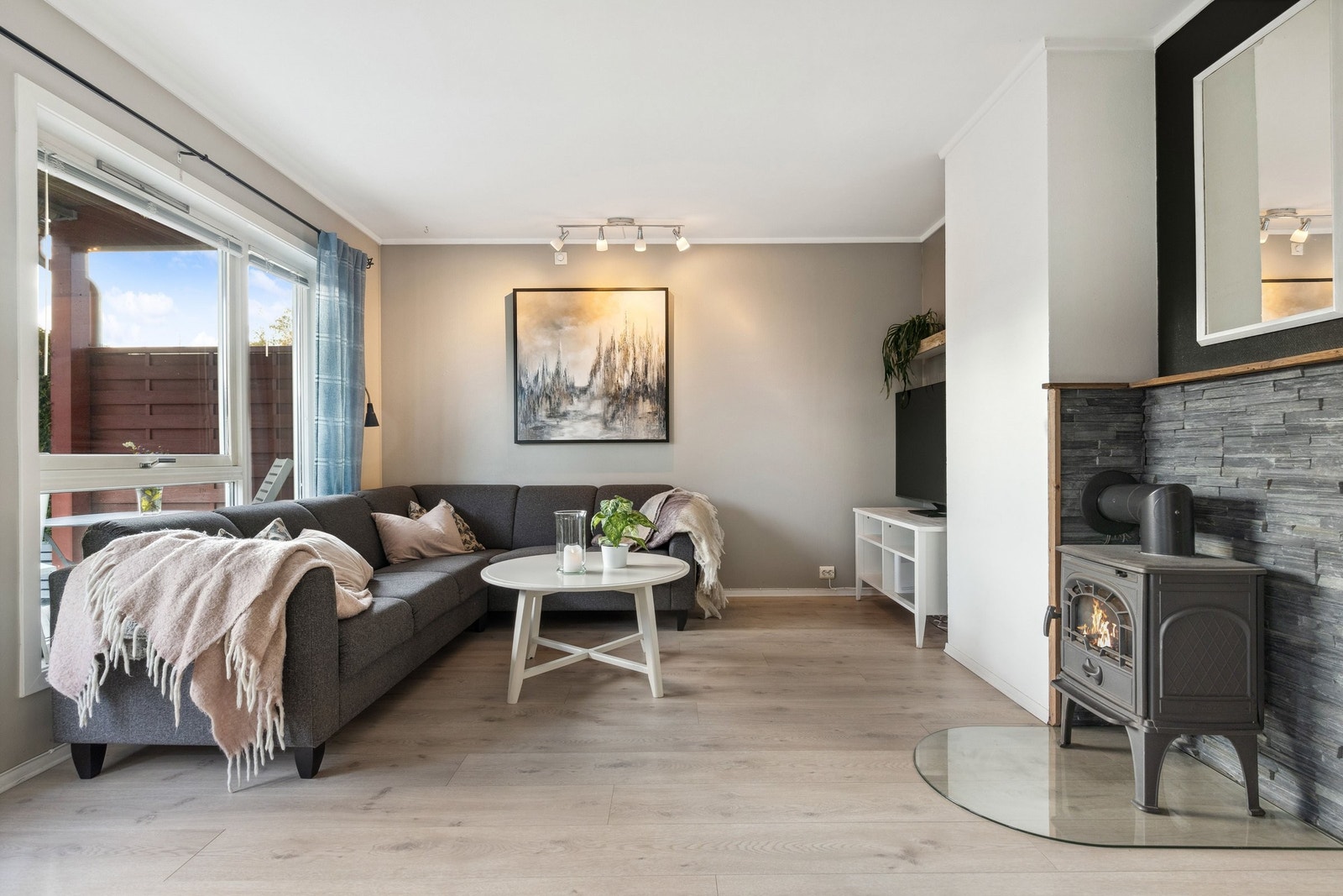 Stue med peis Galleribilde