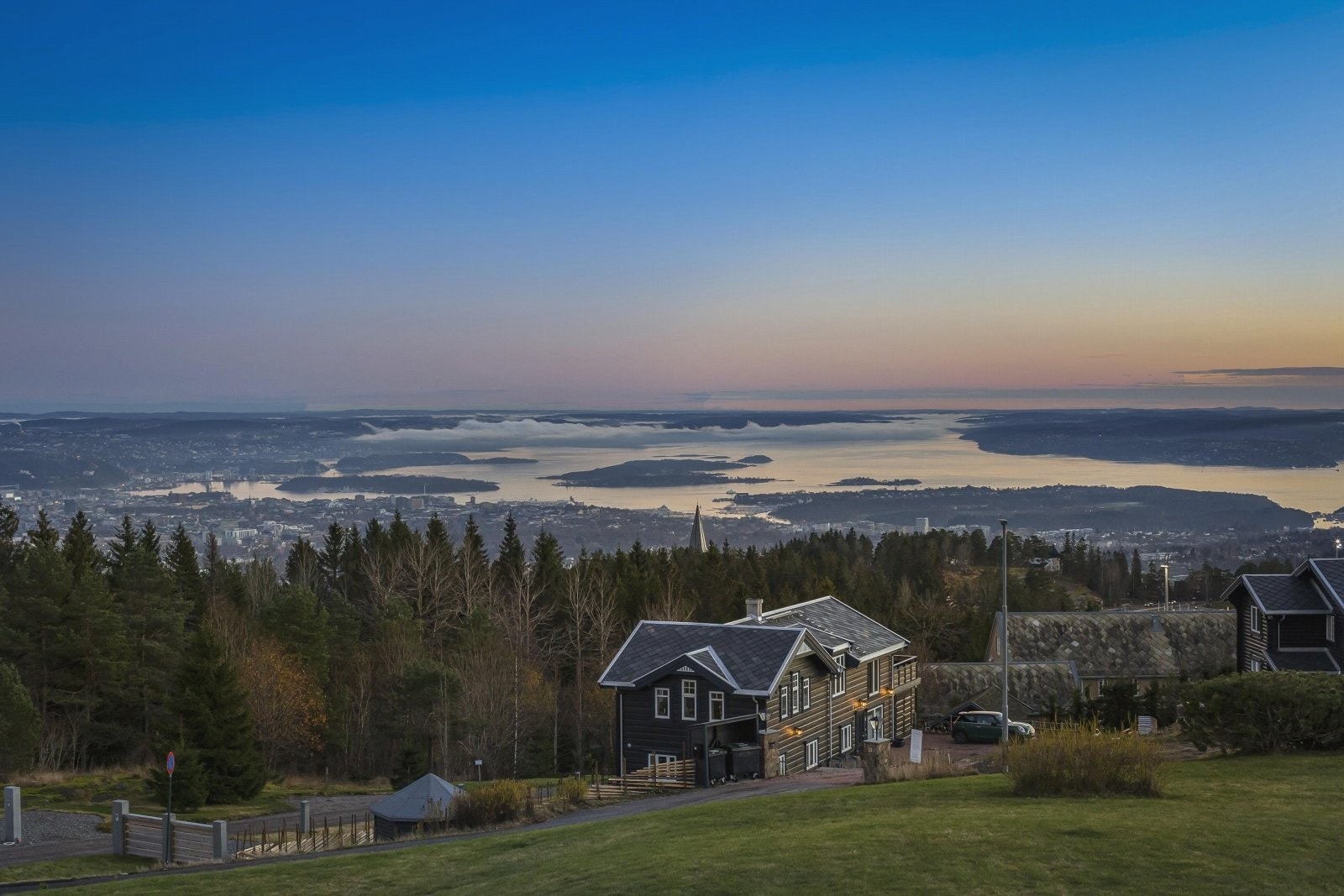 Ta kontakt med eiendomsmegler Ida Myhrvold om du har noen spørsmål. Velkommen til hyggelig visning! Galleribilde