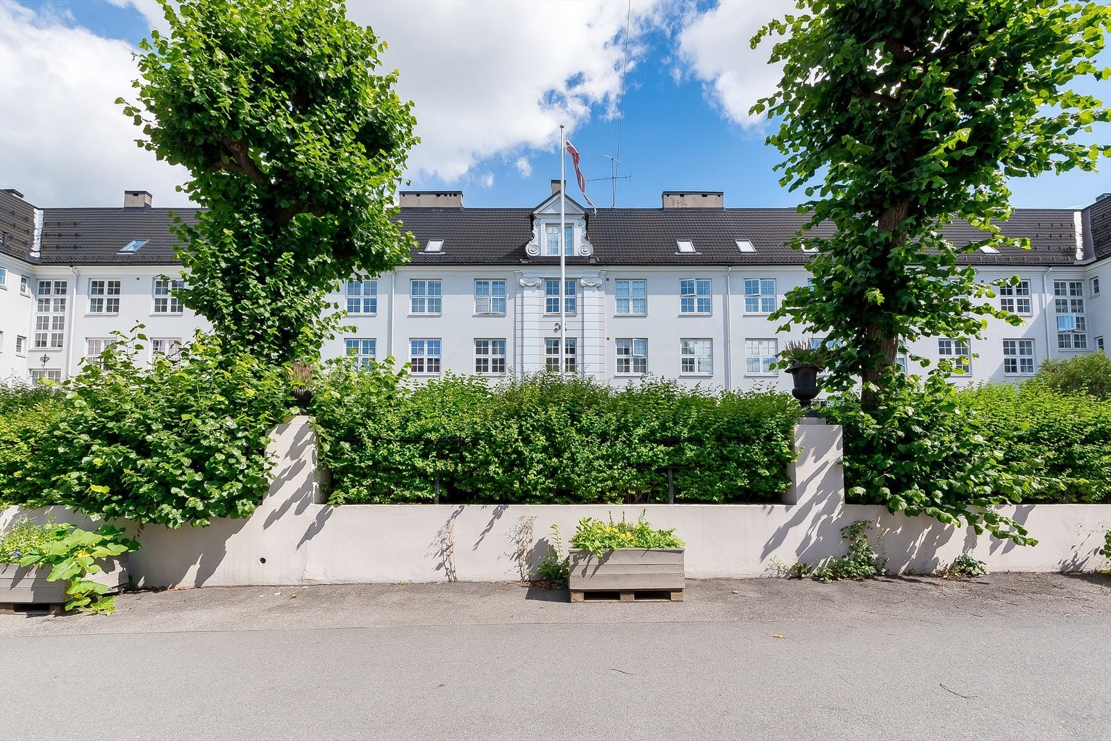 Rosenhoff KV er et veldrevet borettslag med god vedlikeholdshistorikk . Galleribilde