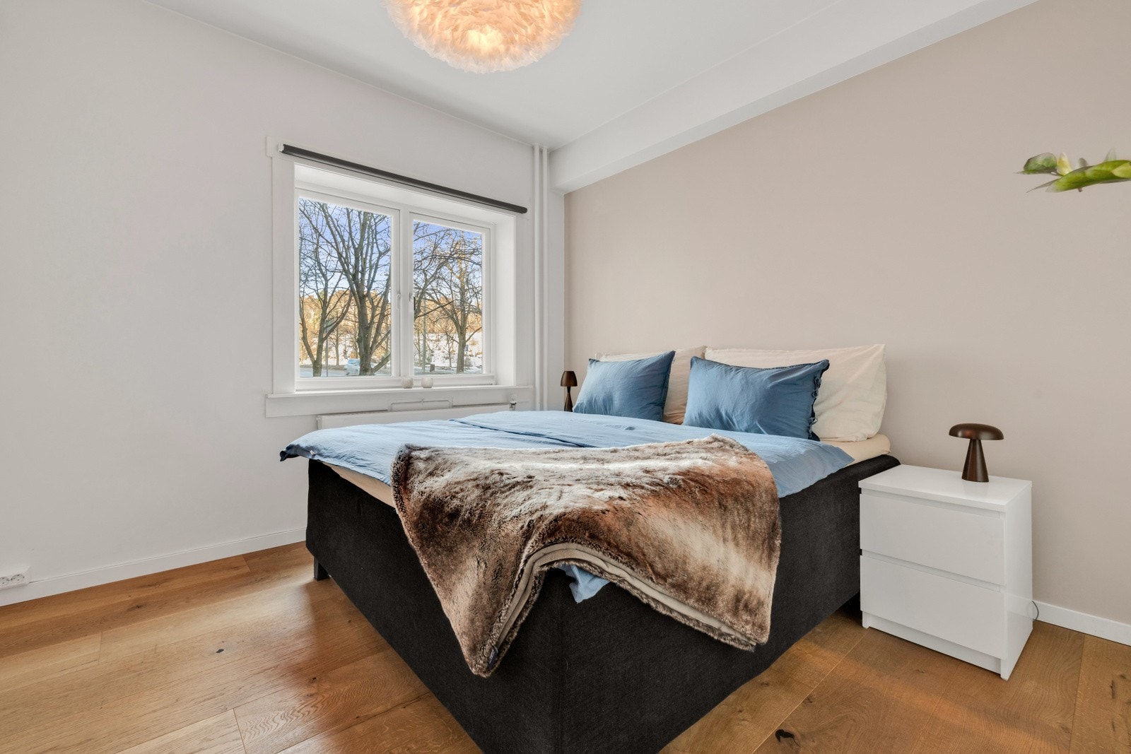 Hovedsoverommet er meget romslig. Galleribilde