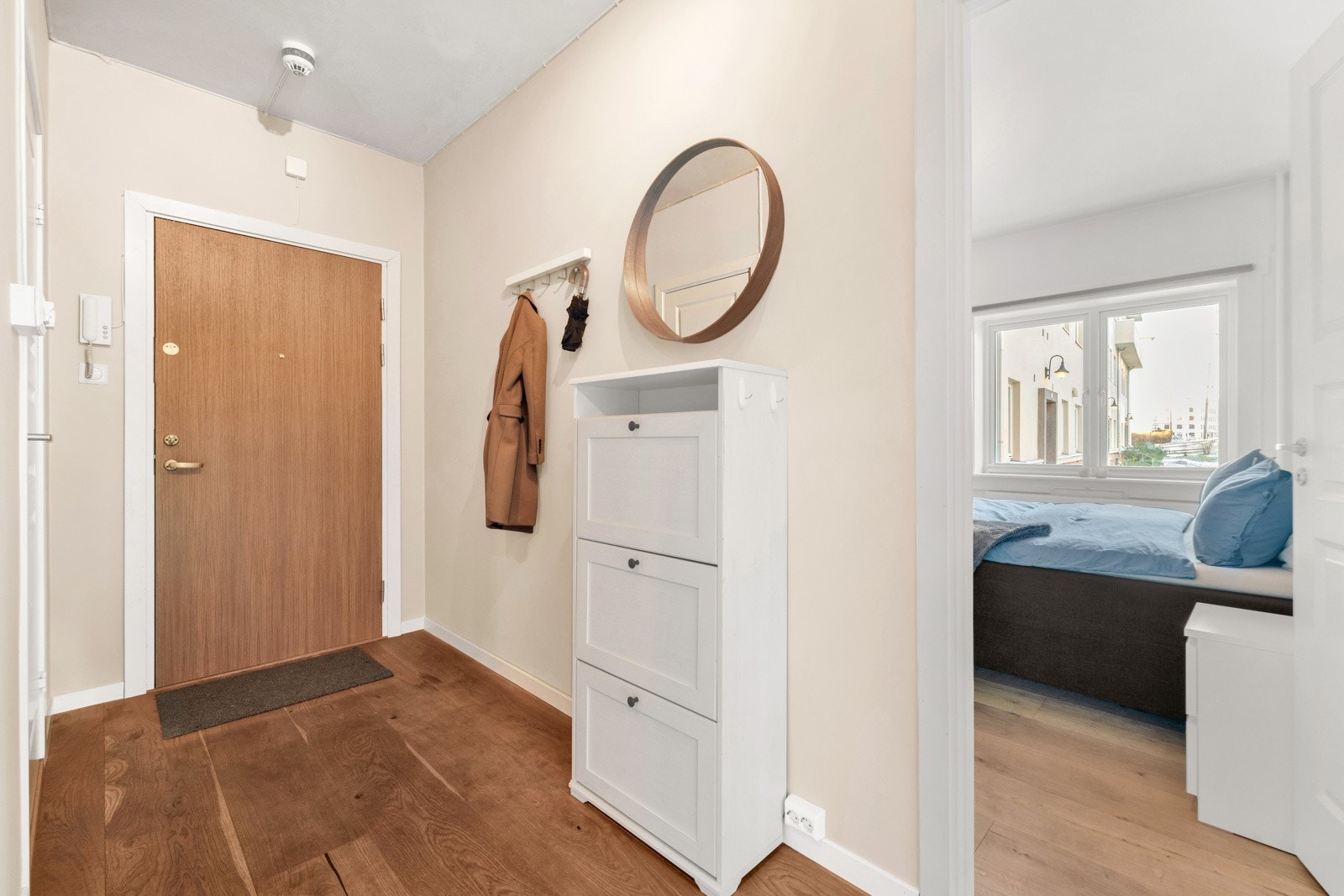 Entré. Galleribilde