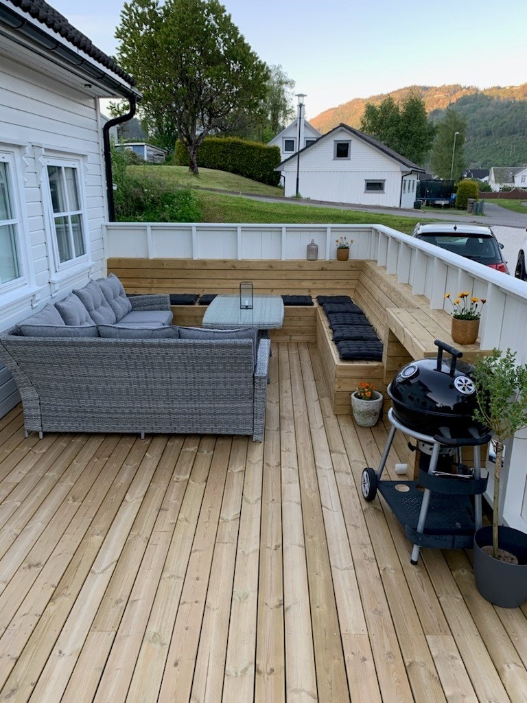 God størrelse på terrassen. Galleribilde